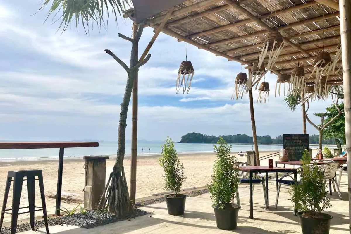 Beach in Rim Khao Resort
