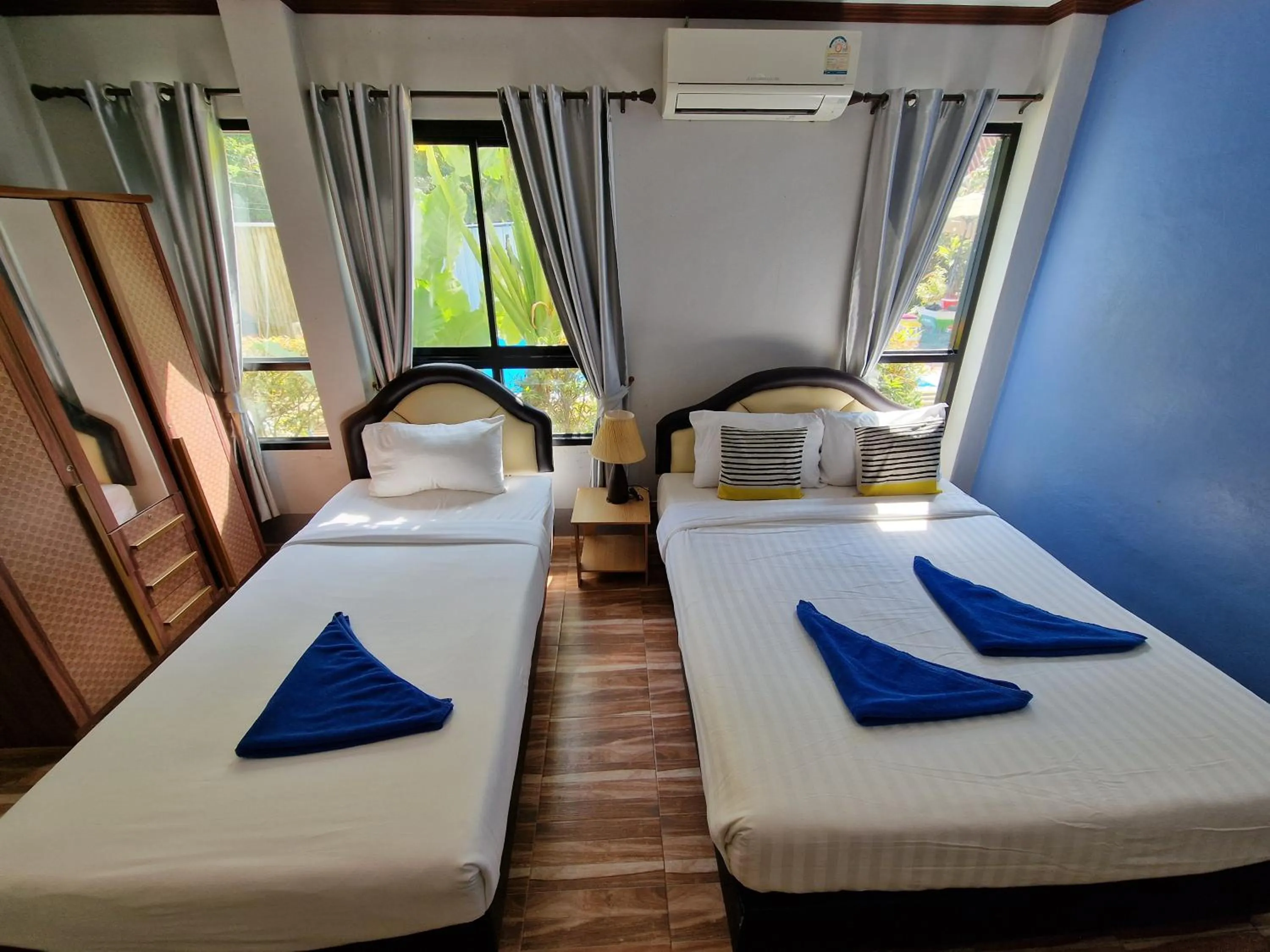 Bedroom, Bed in Rim Khao Resort