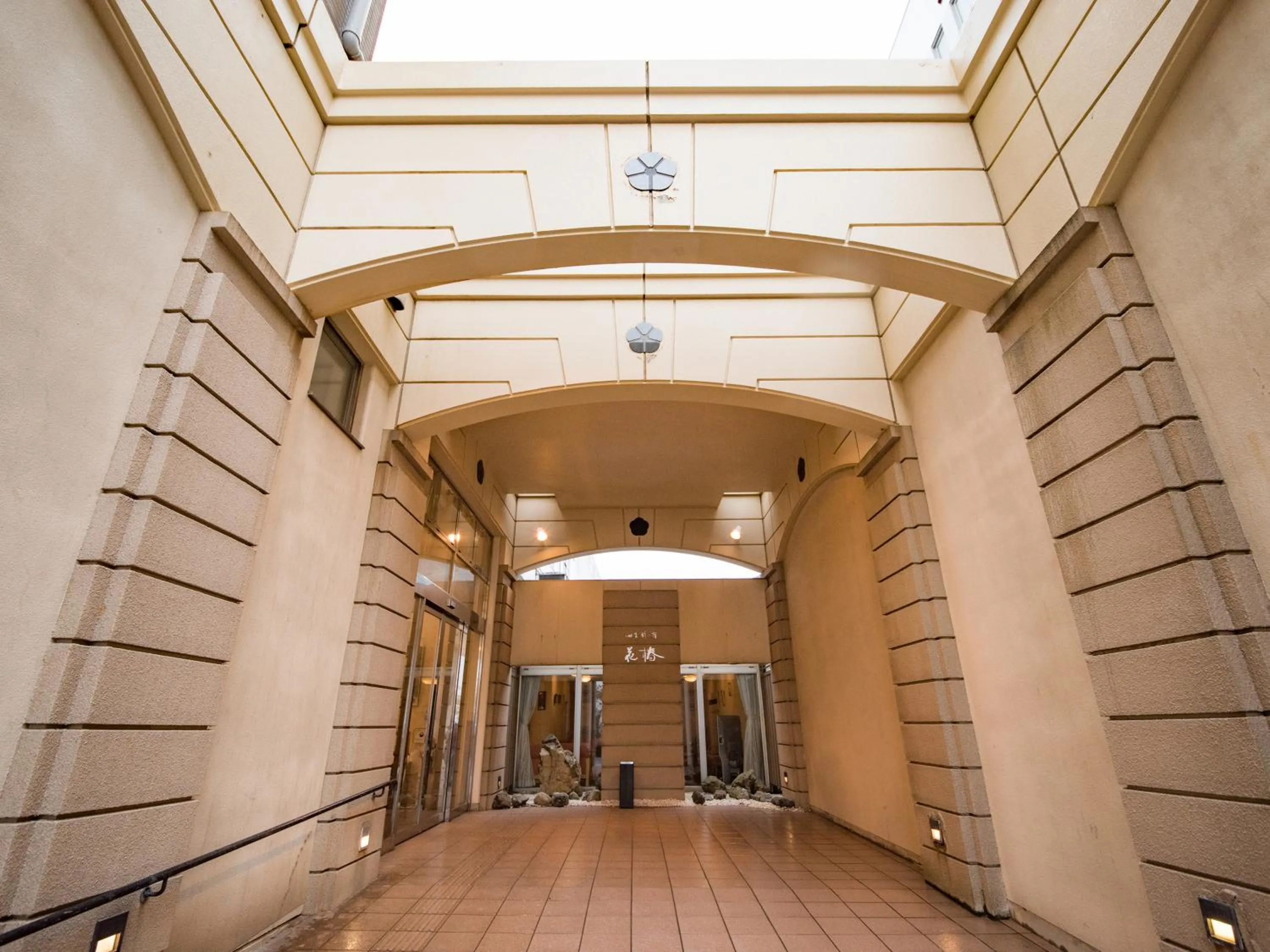 Facade/entrance in Shikisainoyado Hanatsubaki