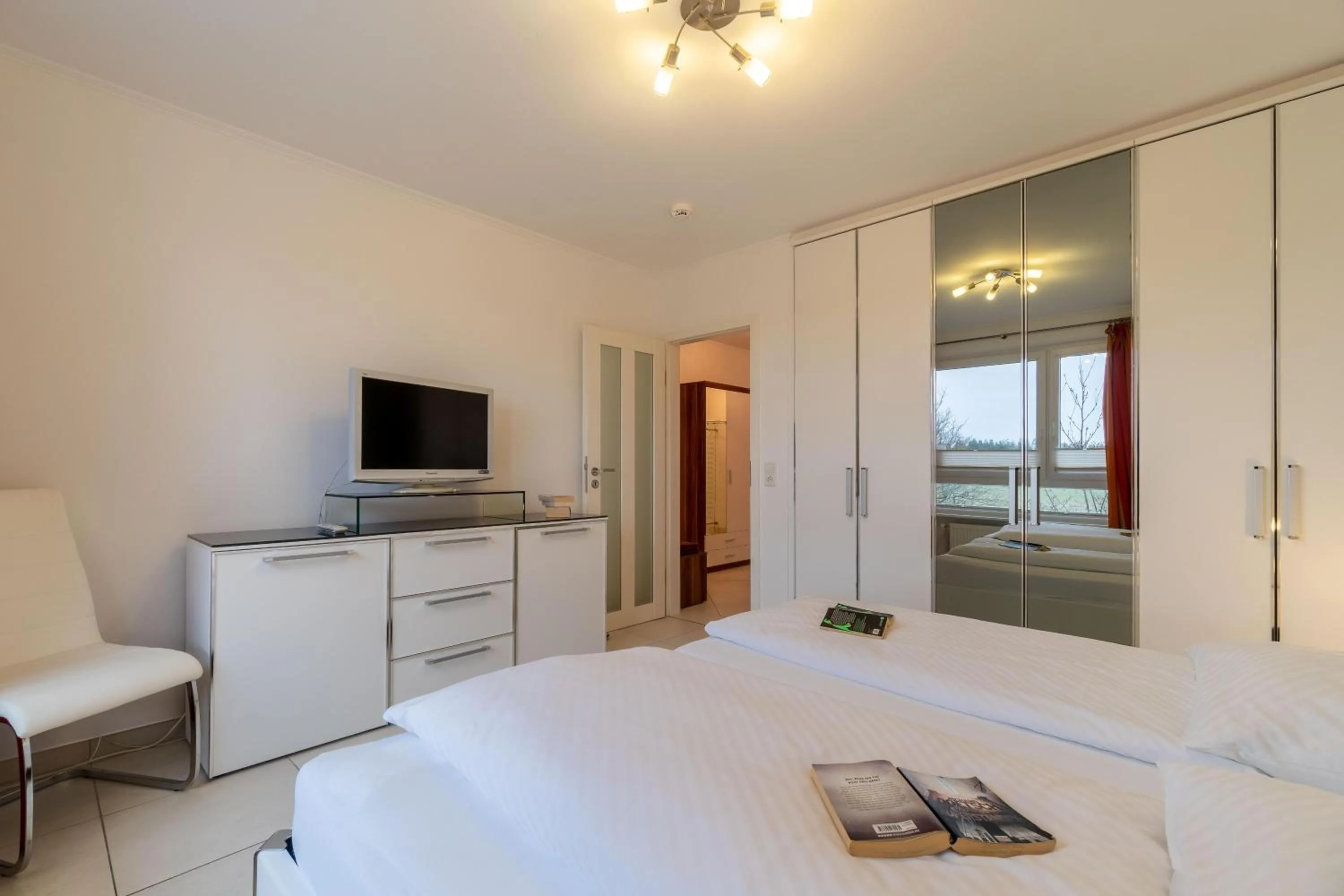 Bedroom, Bed in Haus Halligblick Wohnung 16
