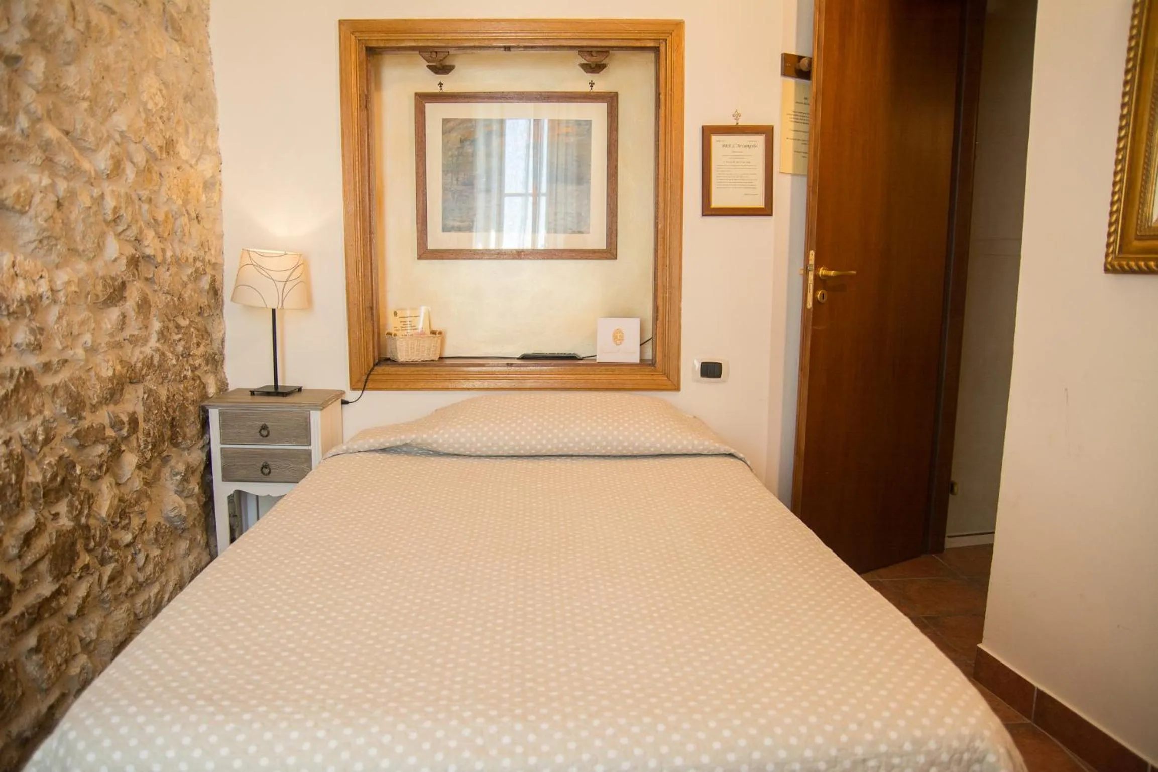 Photo of the whole room, Bed in Locanda dell'Arcangelo