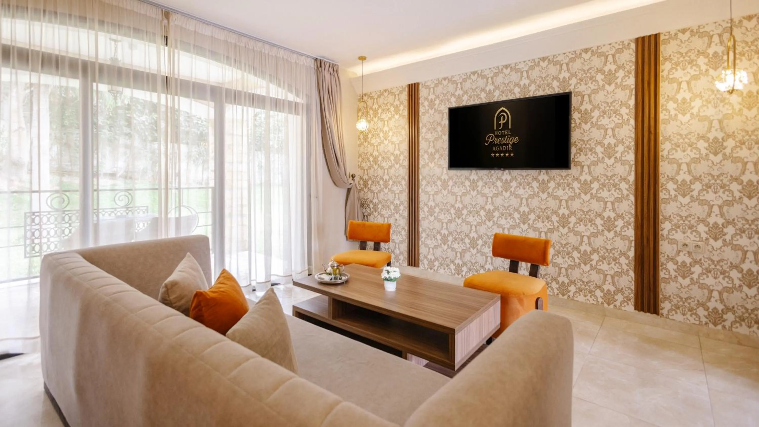 Communal lounge/ TV room in Hotel Prestige Agadir