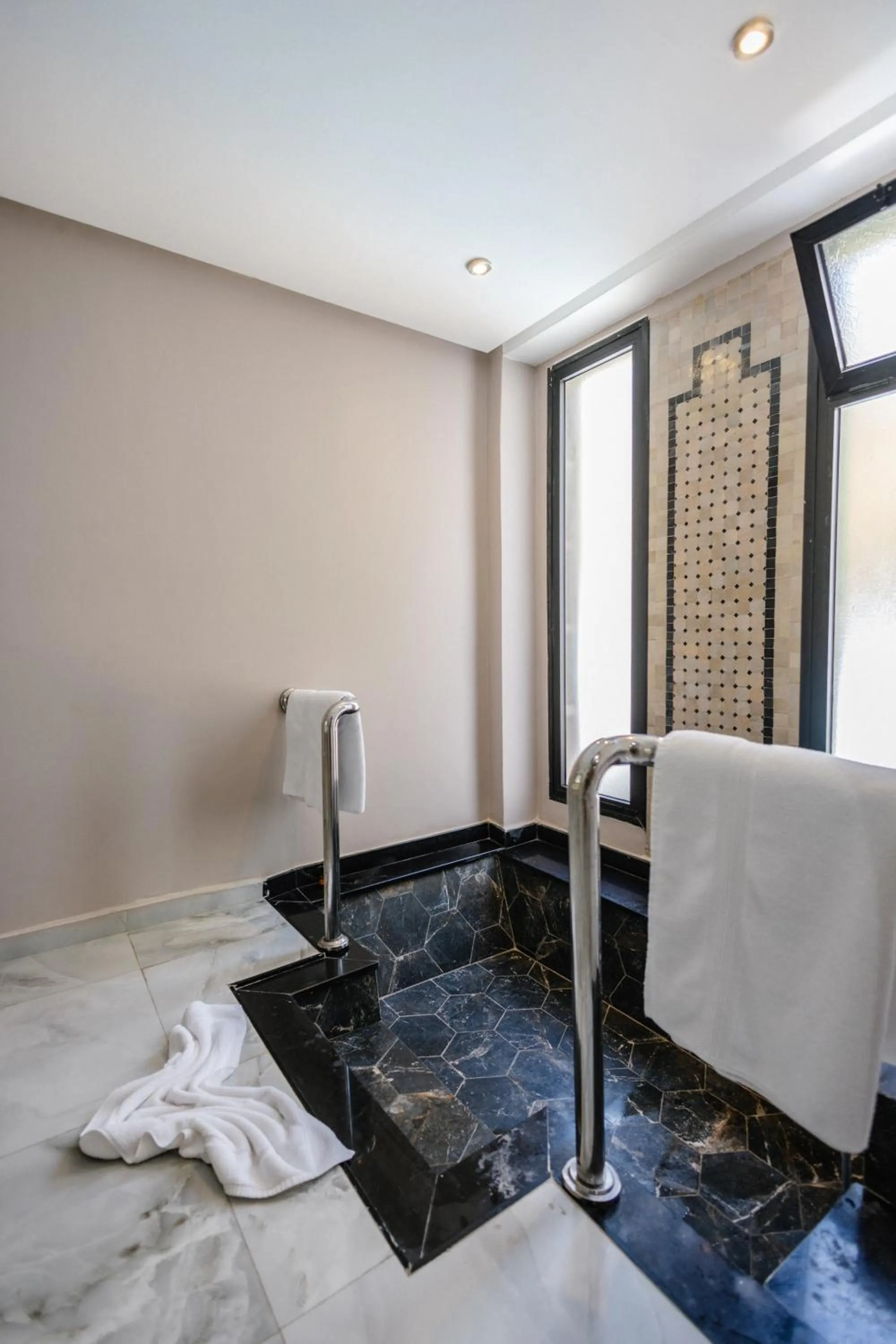 Bath in Hotel Prestige Agadir