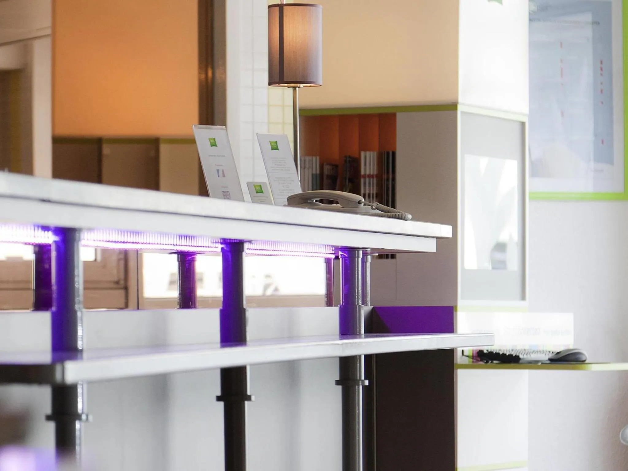 Lounge or bar in ibis Styles Bourg-en-Bresse Centre