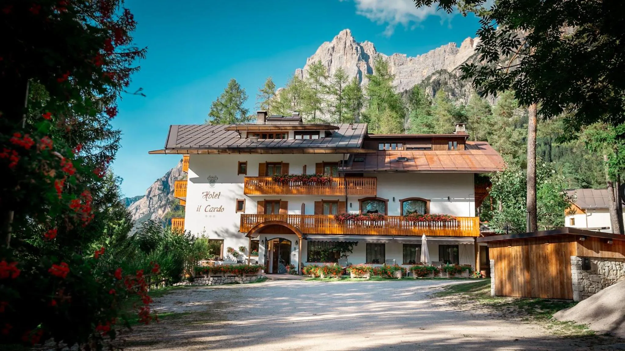 Property building in Hotel il Cardo