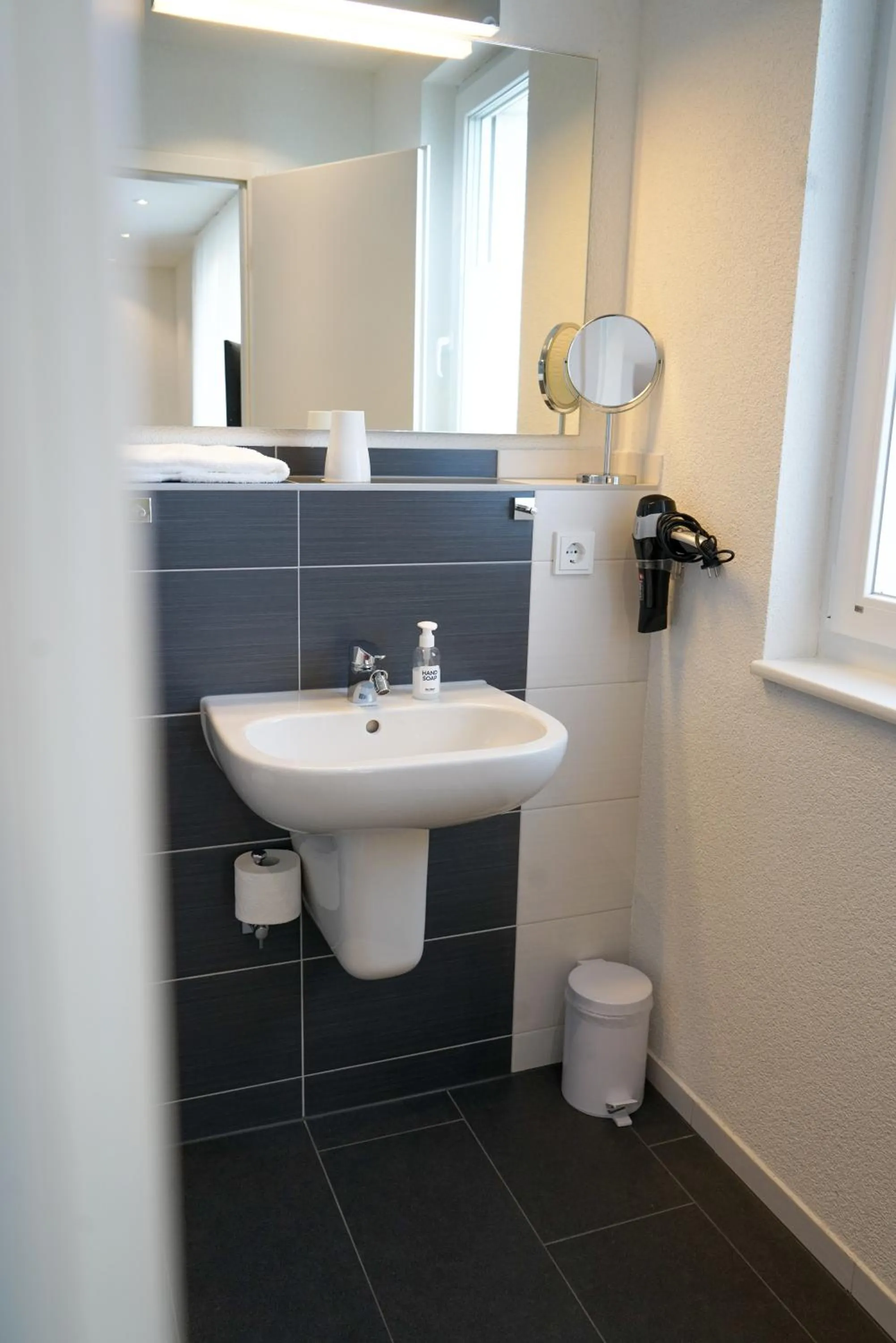 Bathroom in Hotel Go2Bed Weil am Rhein - Basel