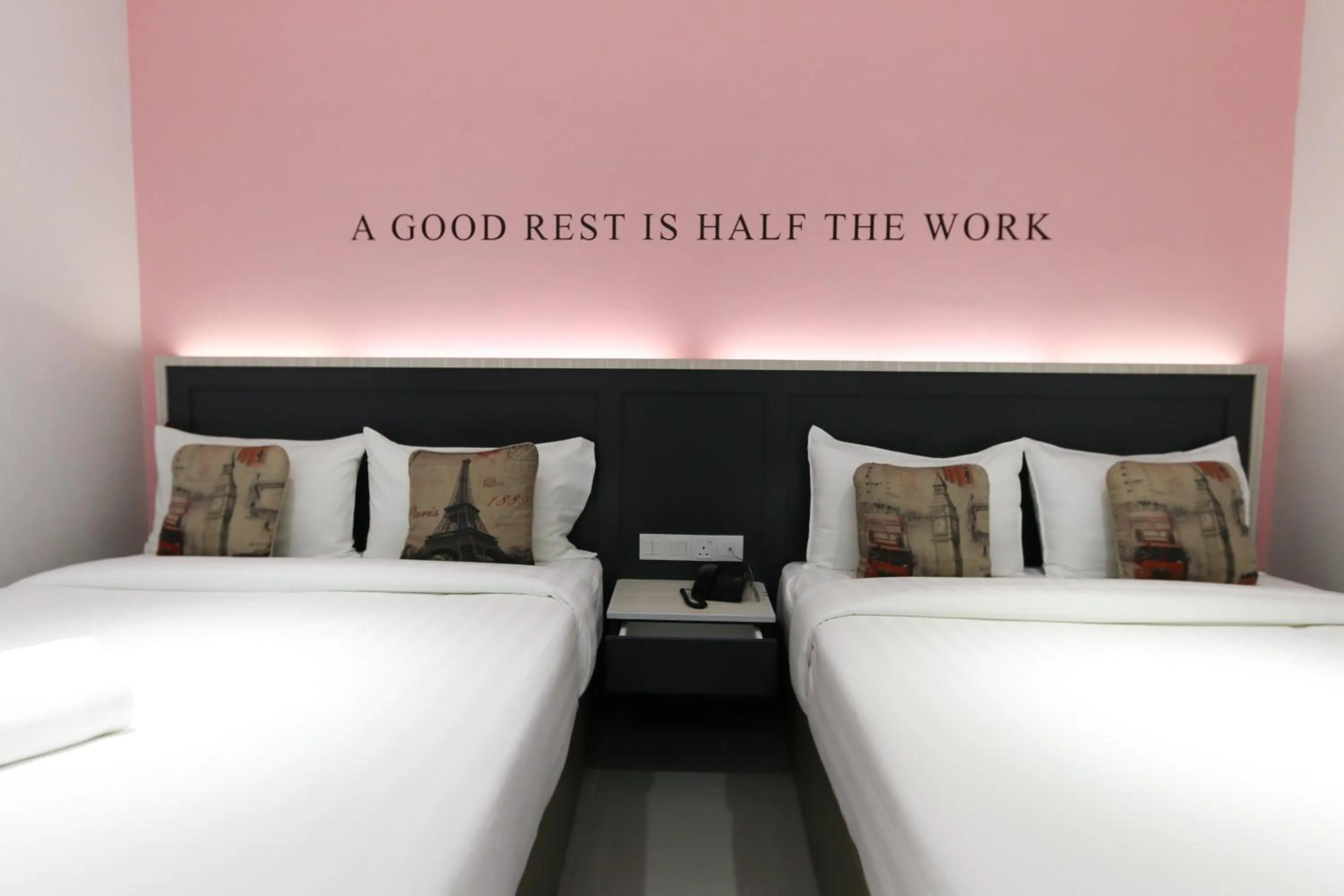 Bed in Hotel 99 Kota Kemuning