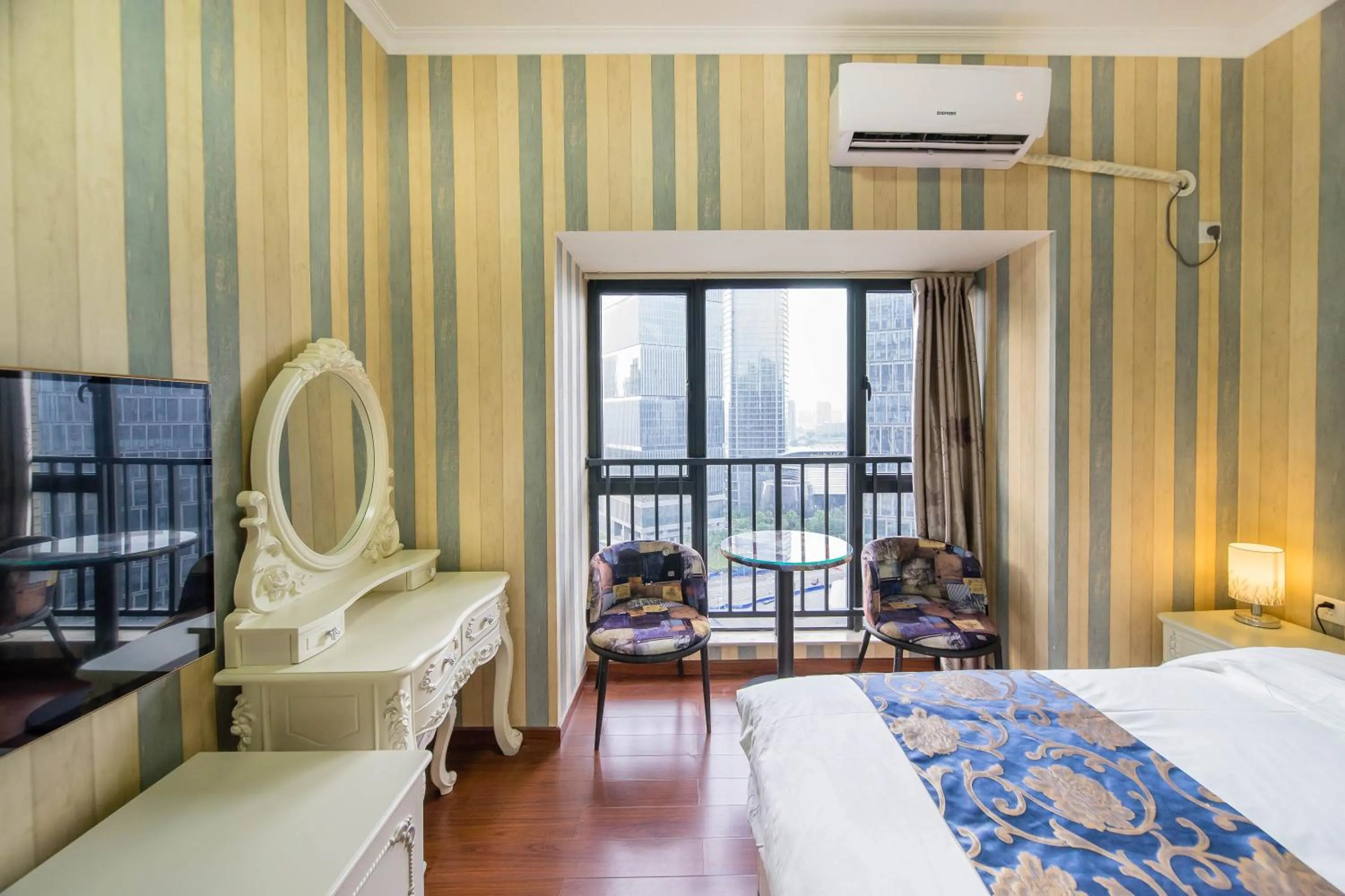 Bed in Xing Yu Legend Service Apartment Canton Fair Branch