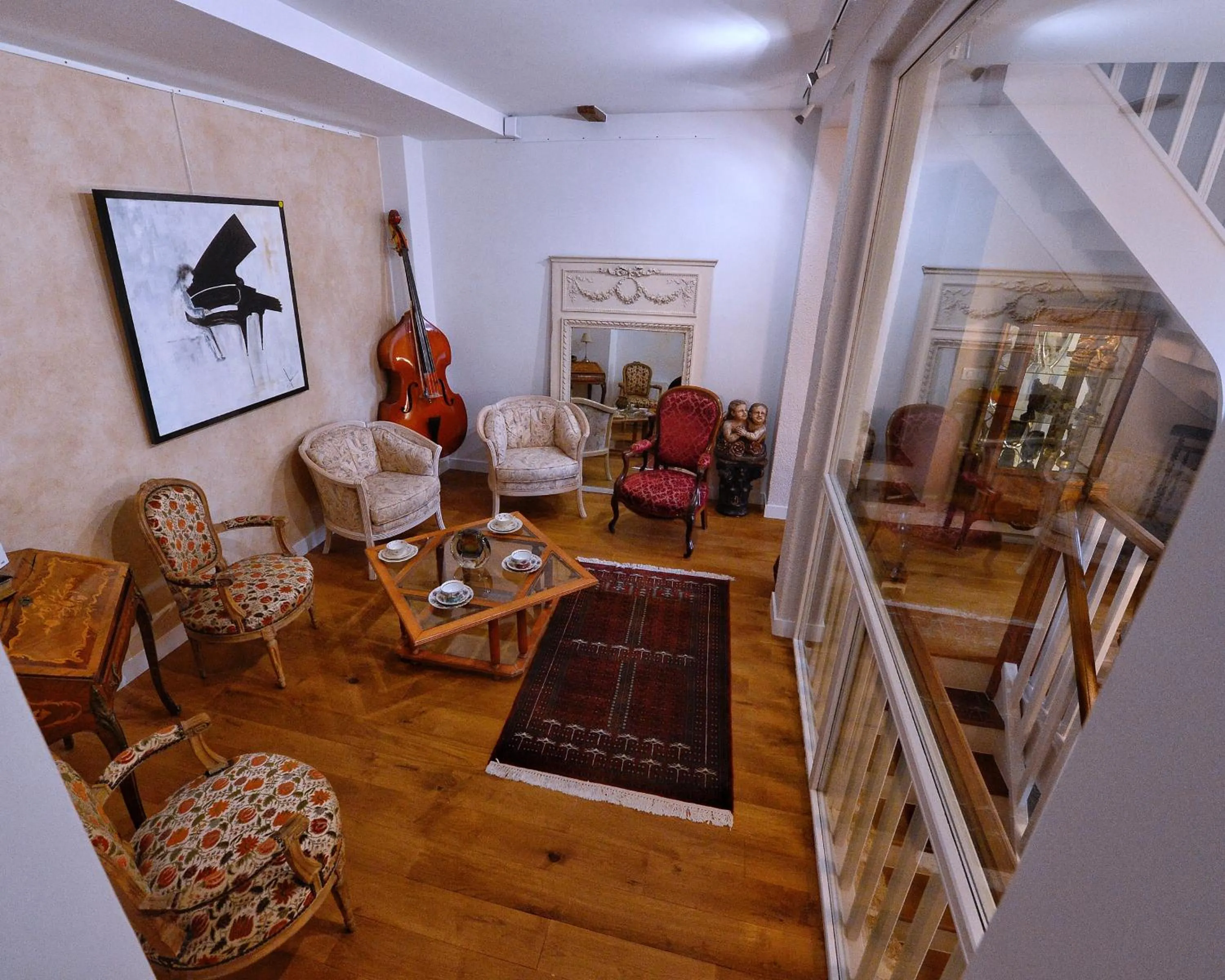 Property building in Petit loft de charme proche VERSAILLES SACLAY 30 mn PARIS jardin terrasse parking securisé