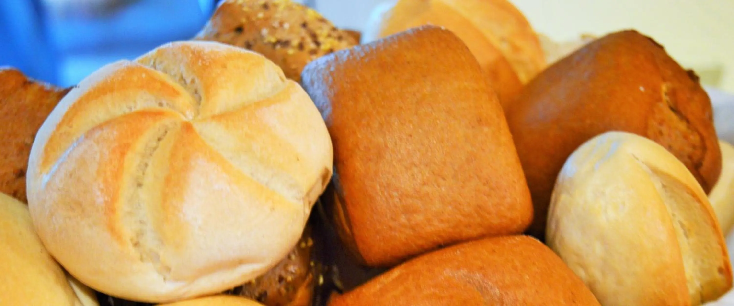 Buffet breakfast in Kastanienhof Hotel garni