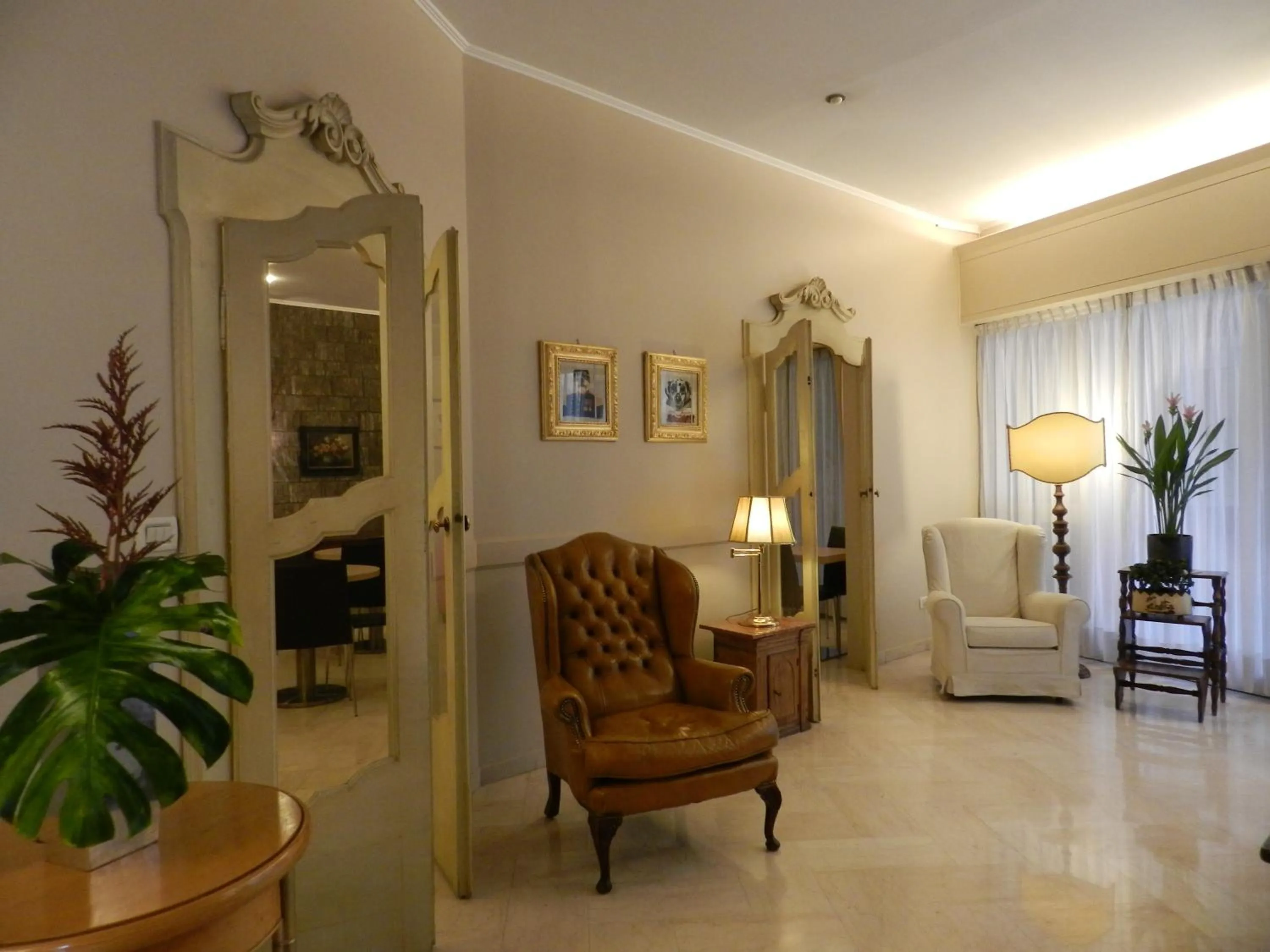 Lobby or reception in Albergo Morandi