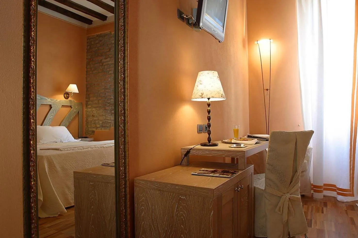 Seating area, Bed in Albergo Morandi