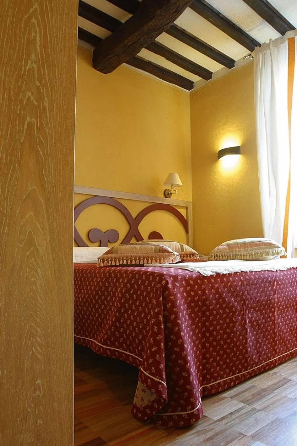 Bed in Albergo Morandi