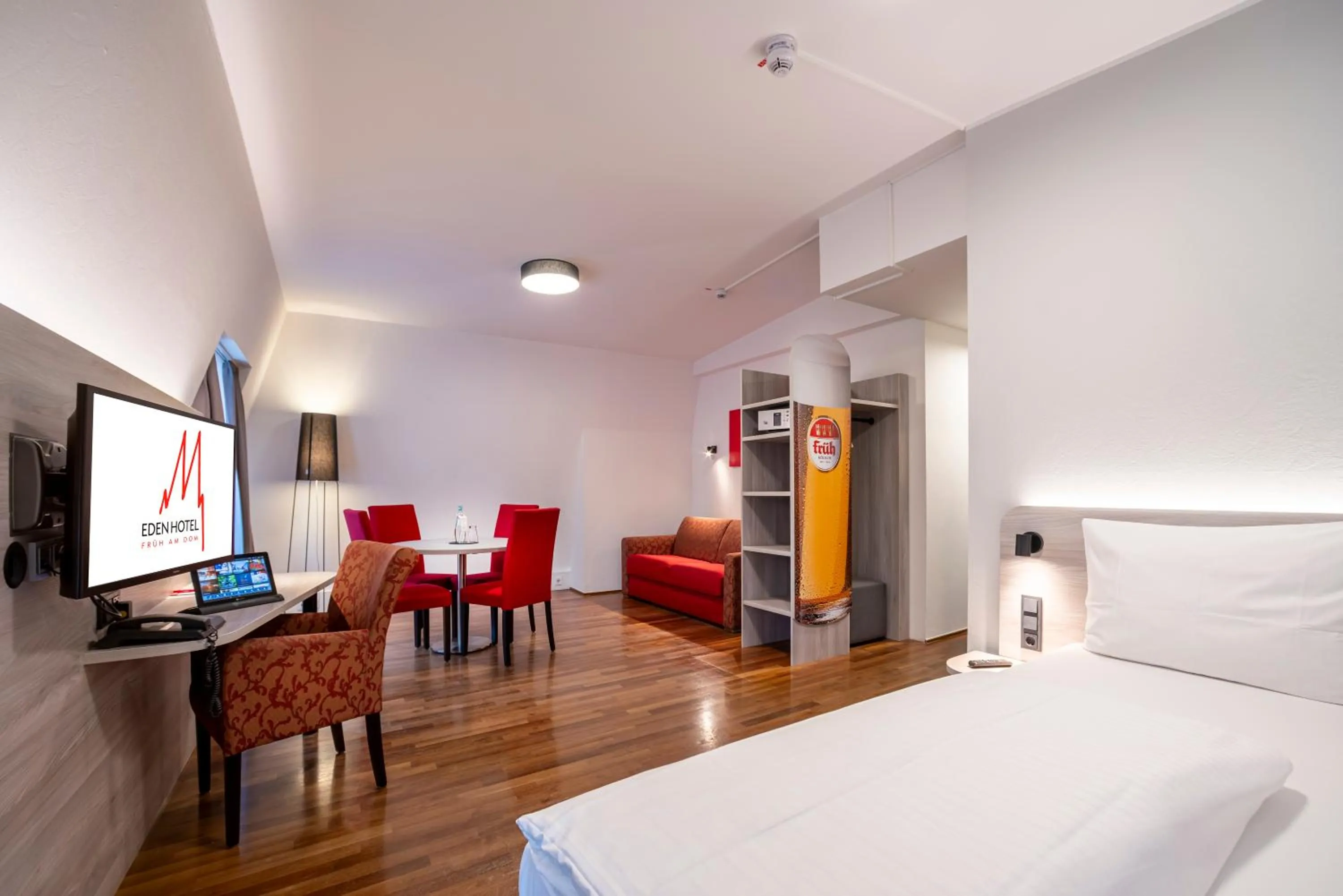 TV and multimedia, Bed in Eden Hotel Früh am Dom