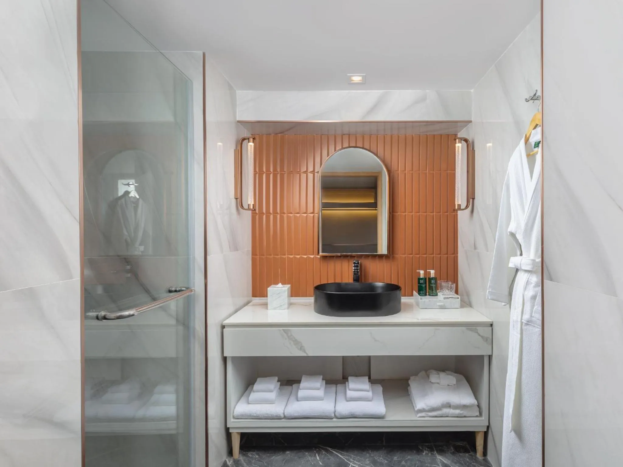 Bathroom in Pipa Hotel Bangkok Sukhumvit 11