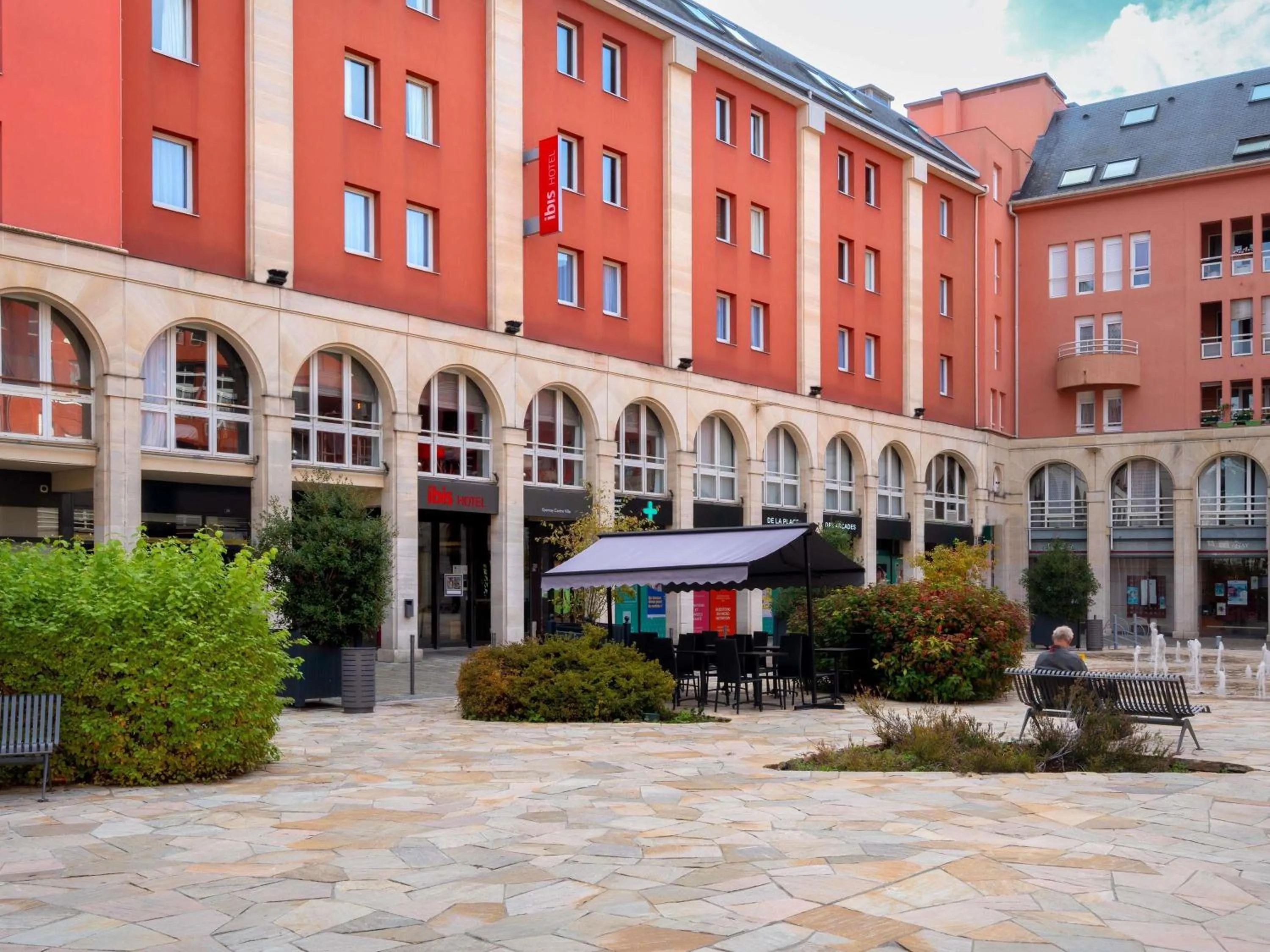 Property building in ibis Epernay Centre Ville