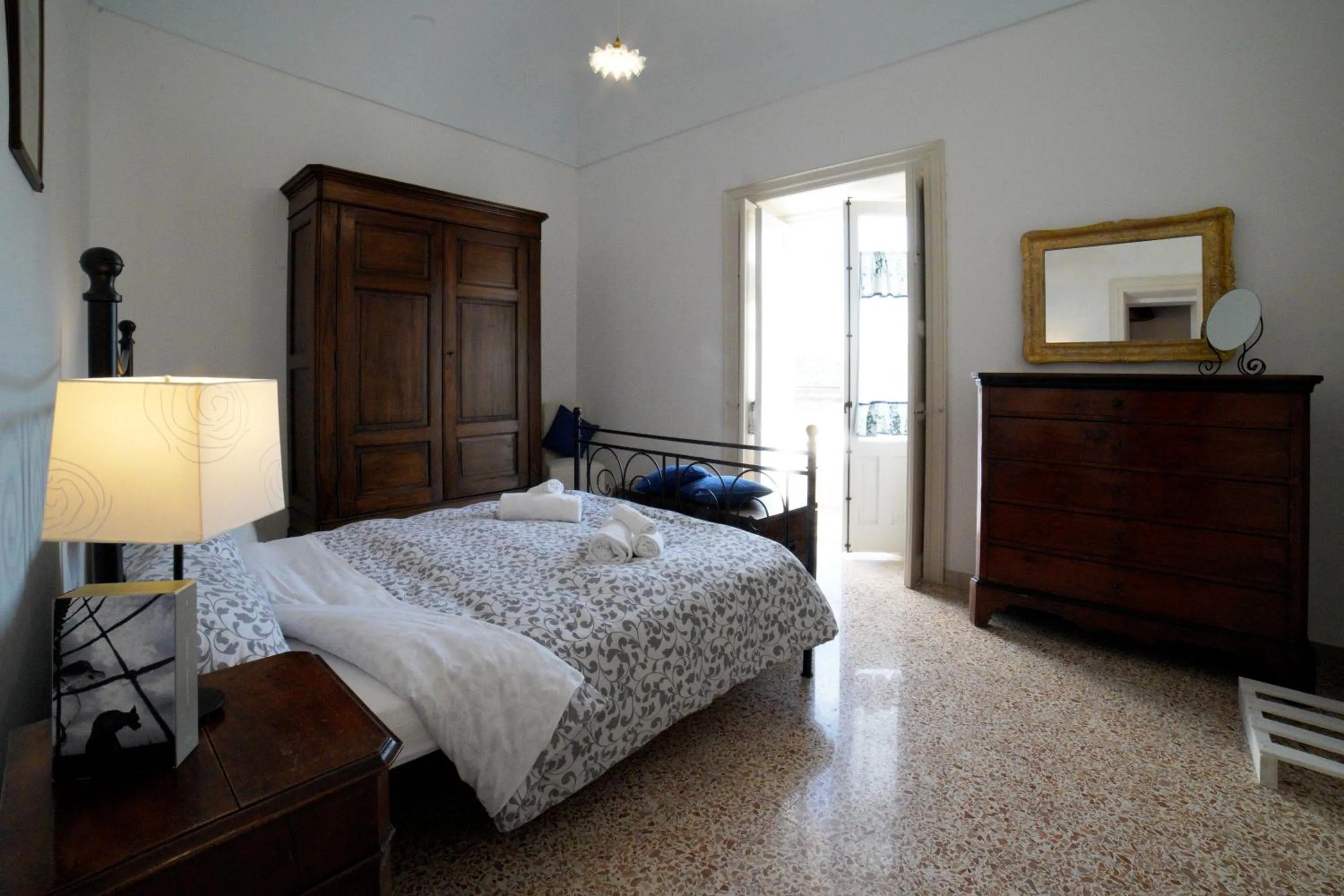 Bed in Baroque Modica