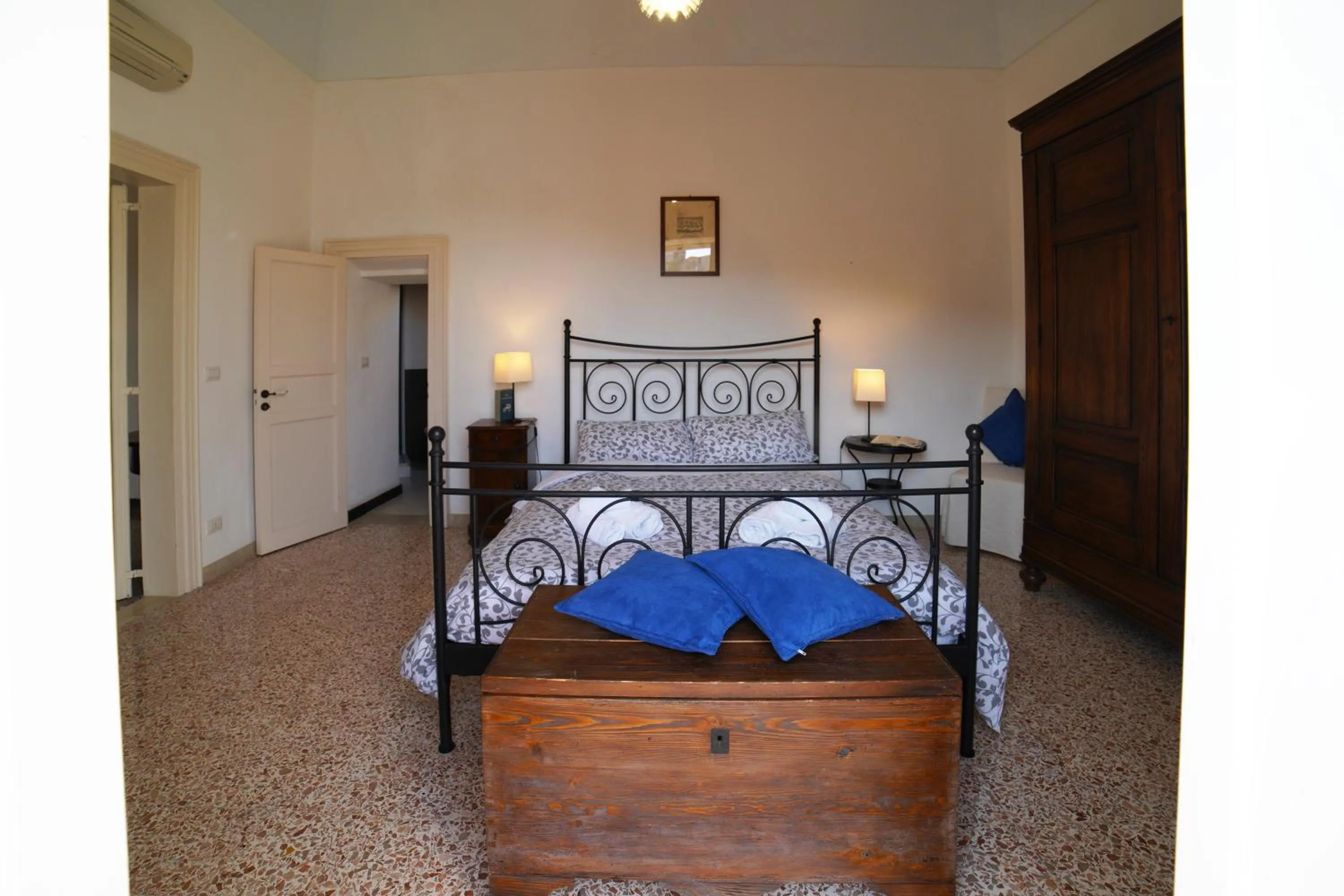 Bed in Baroque Modica