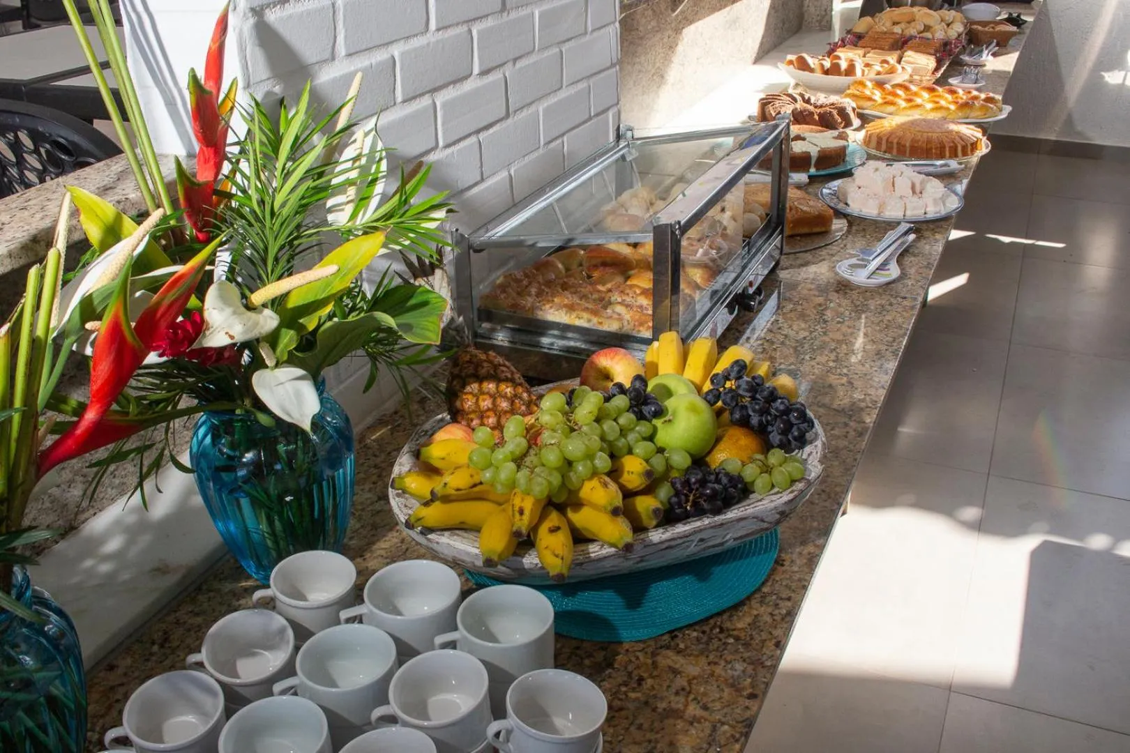 Restaurant/places to eat in Pousada Daleste