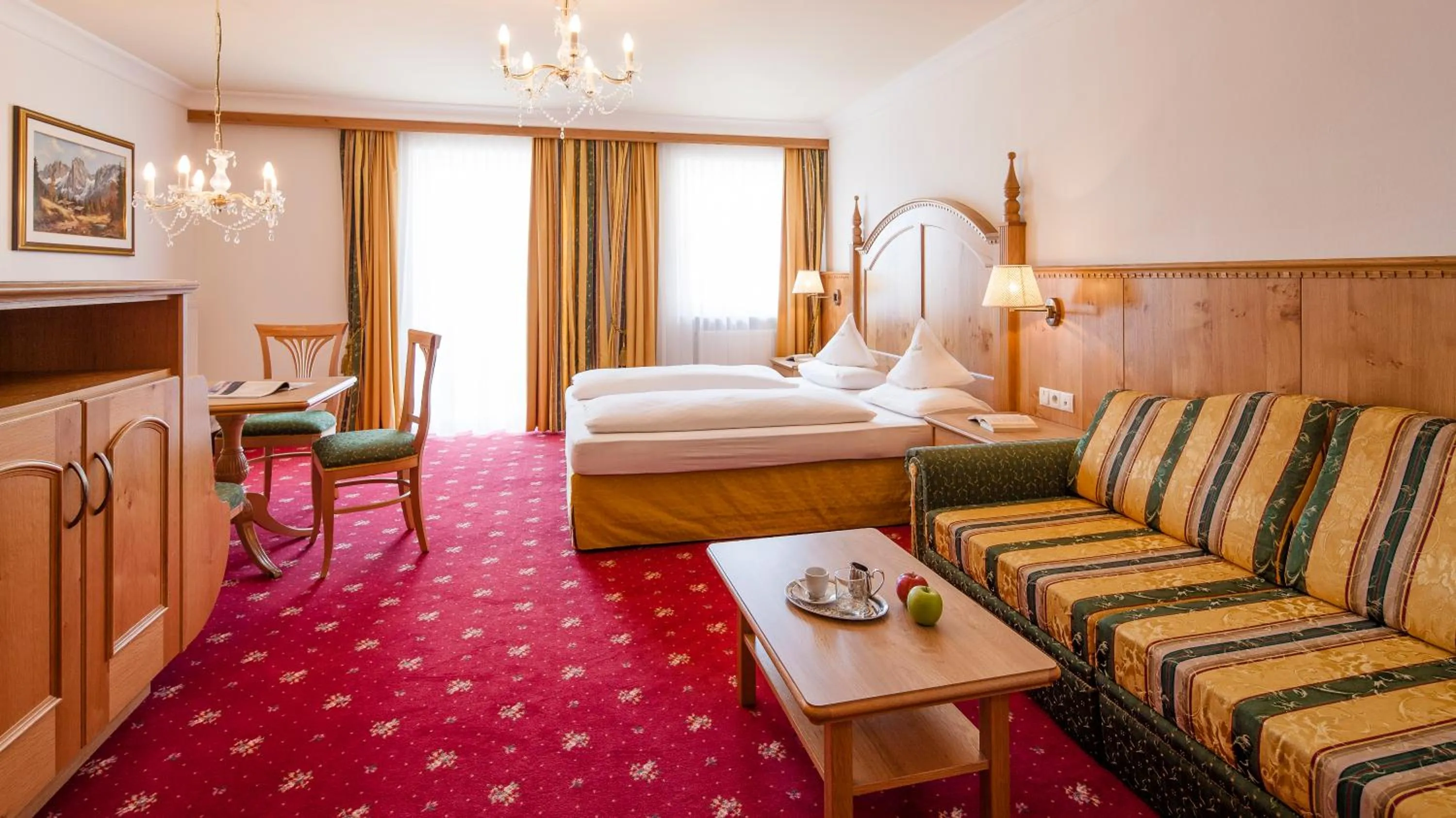 Bed in The Oswald Grand Hotel