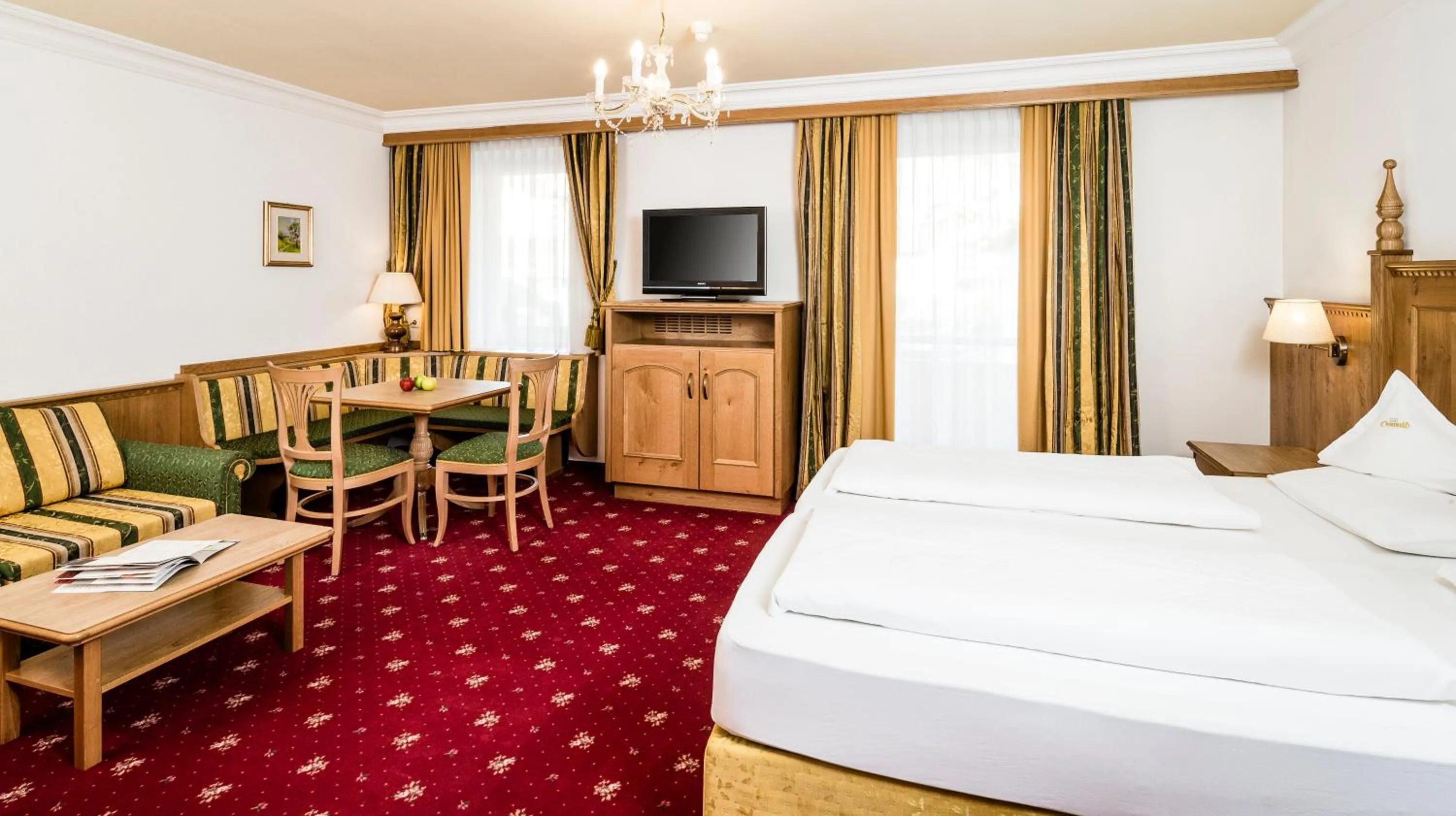 Bed in The Oswald Grand Hotel