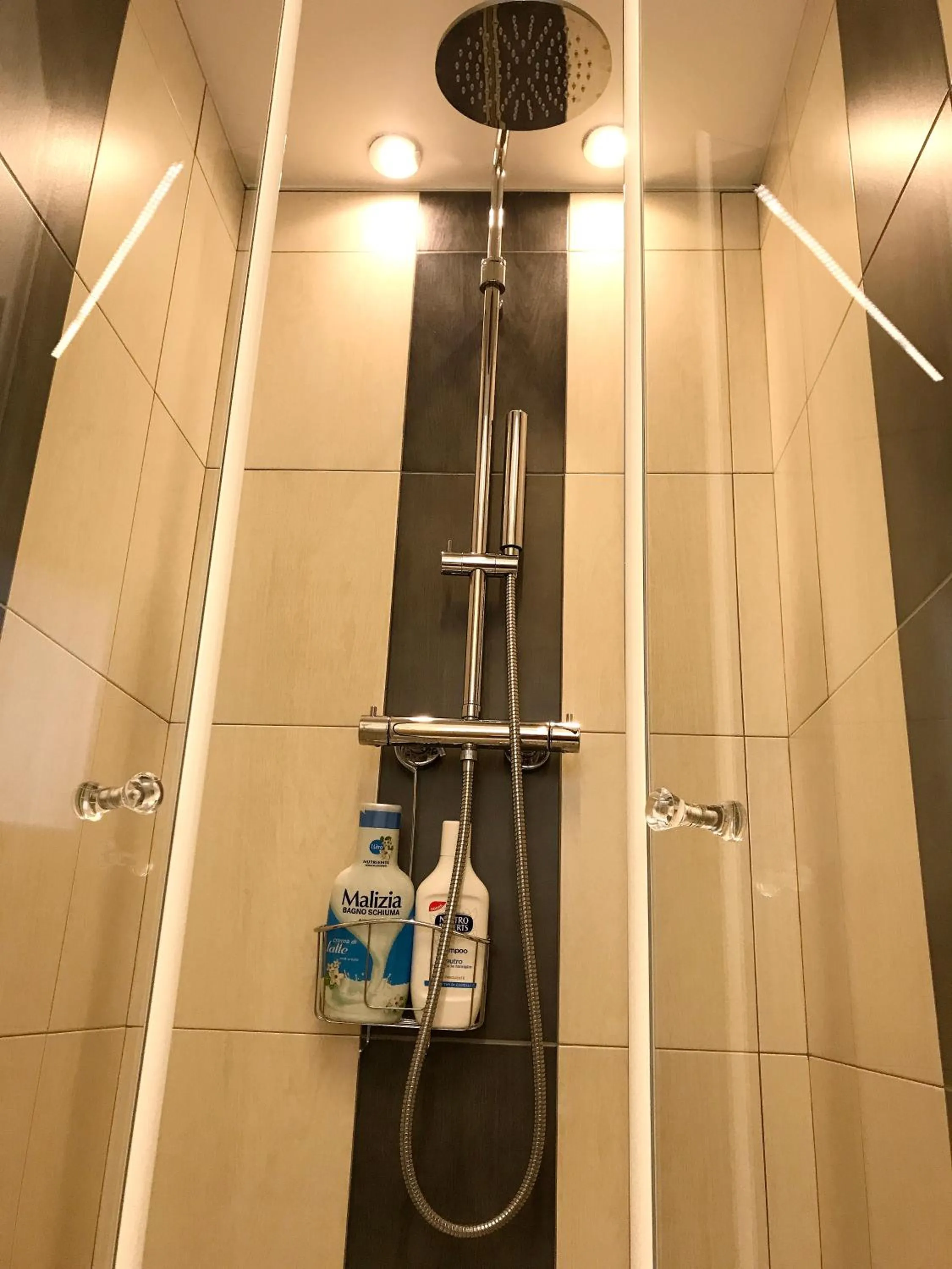 Shower in Casa Soave B&B