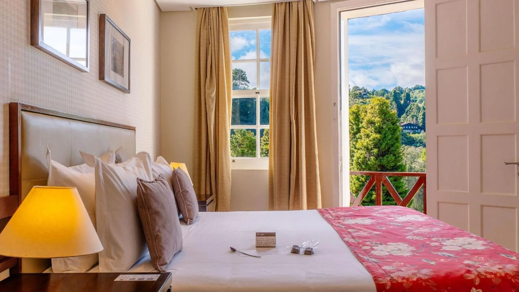 Bedroom, Bed in Hotel Vila Inglesa