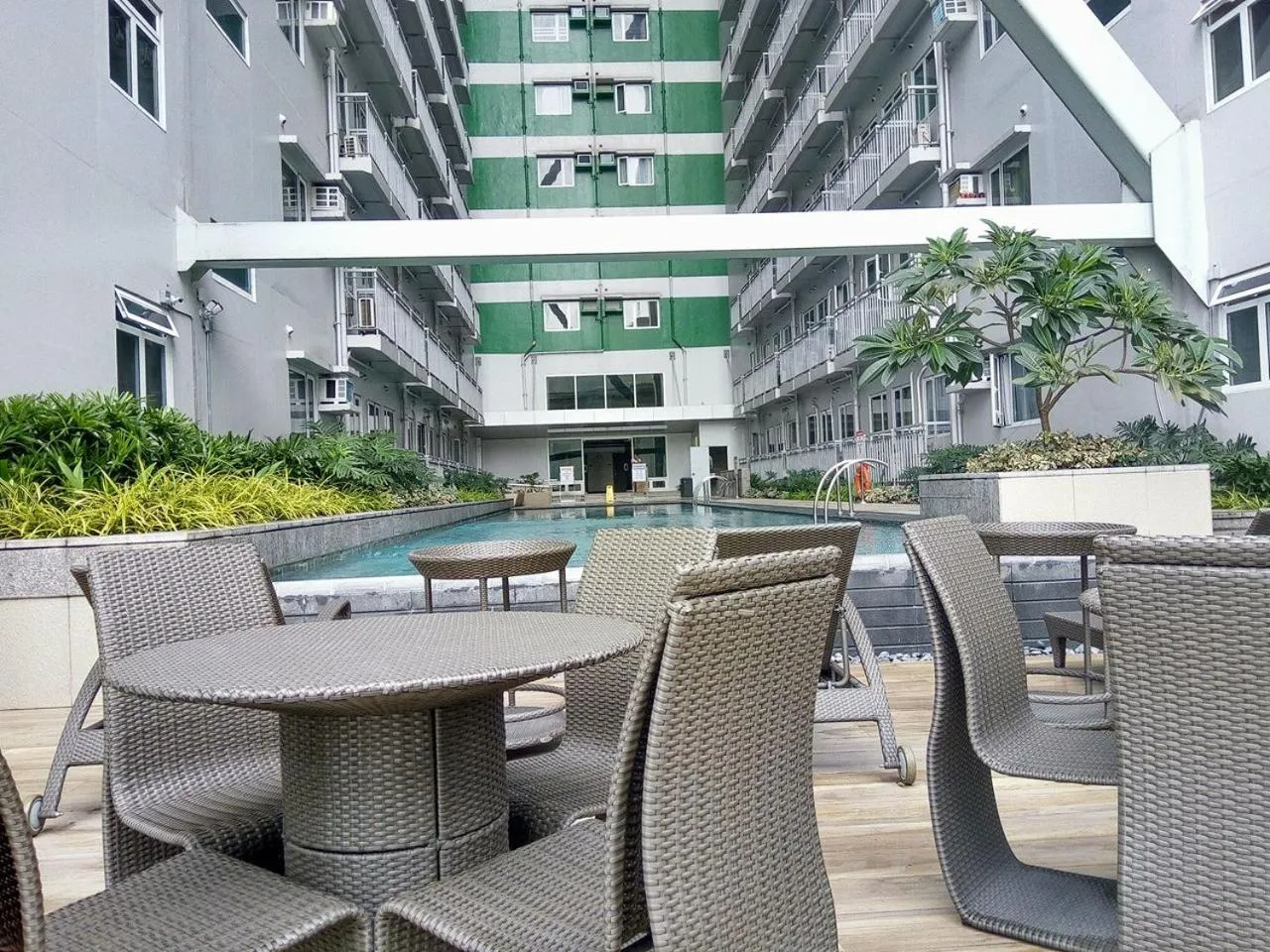 AED Manila Bay view at Green Residences