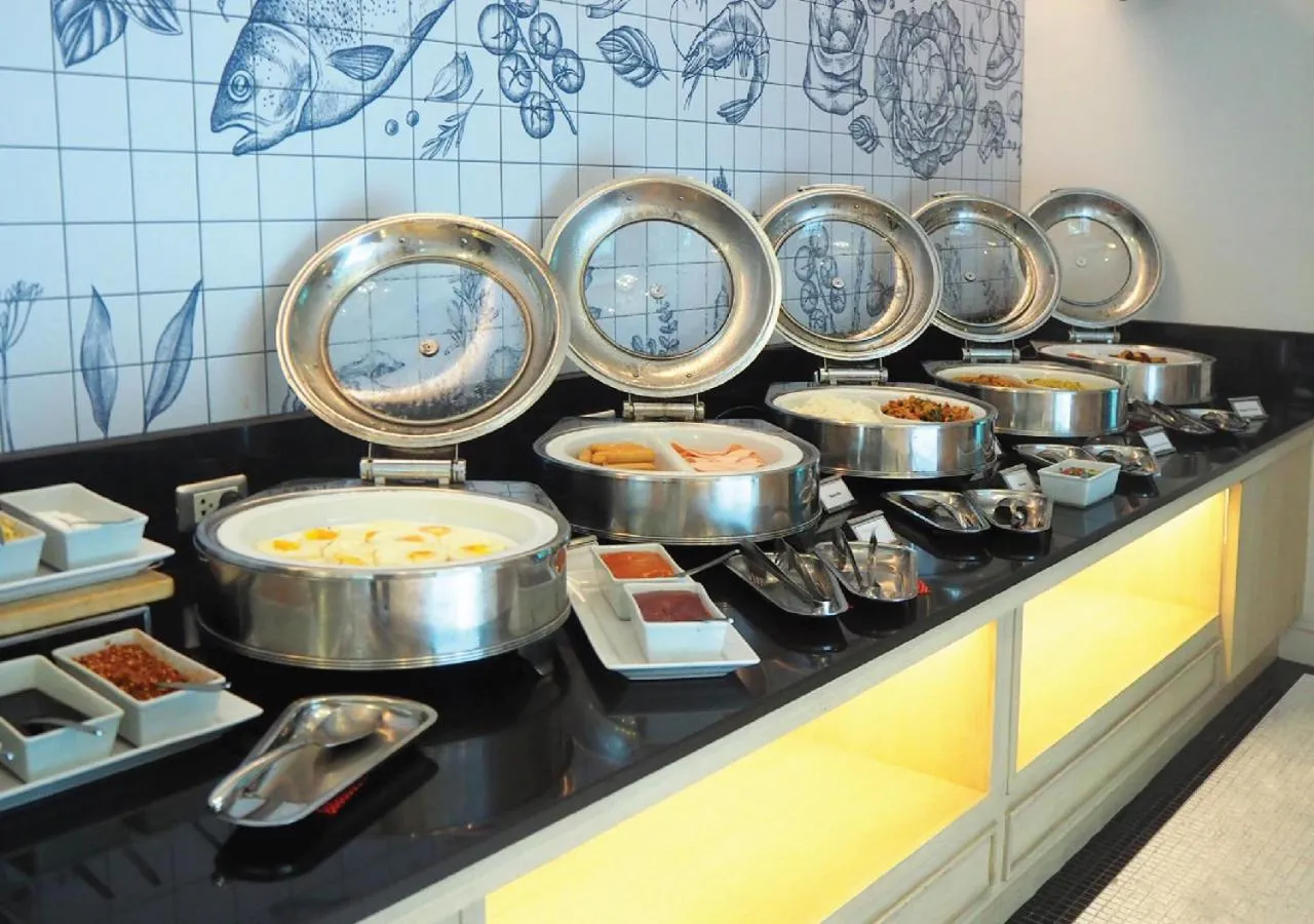 Breakfast in Royal President Bangkok