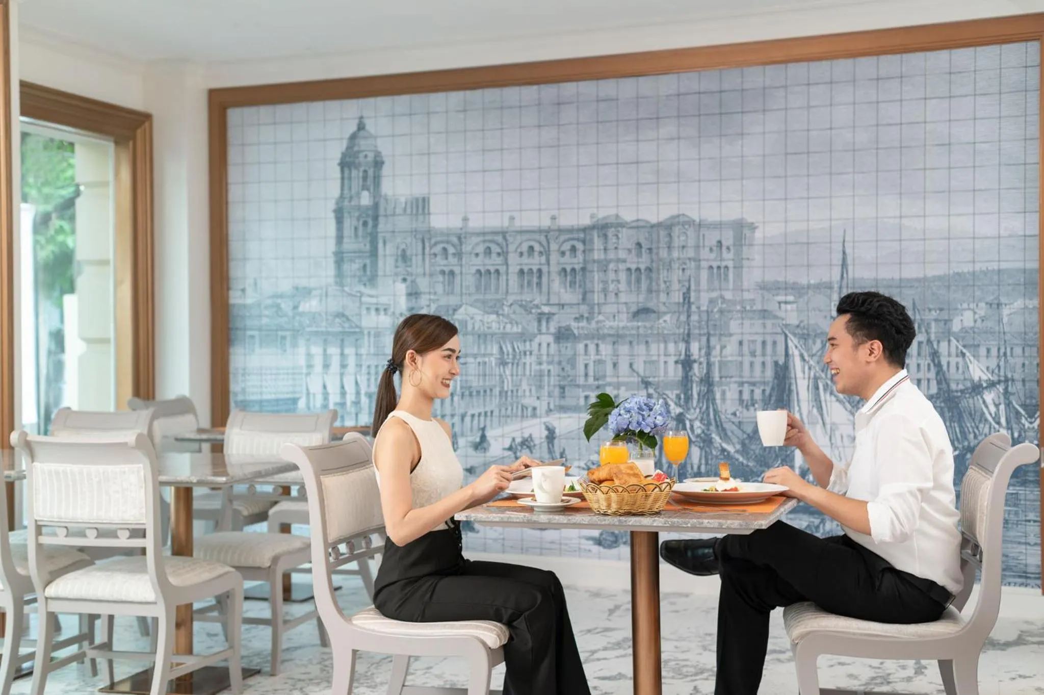 Restaurant/places to eat in Royal President Bangkok