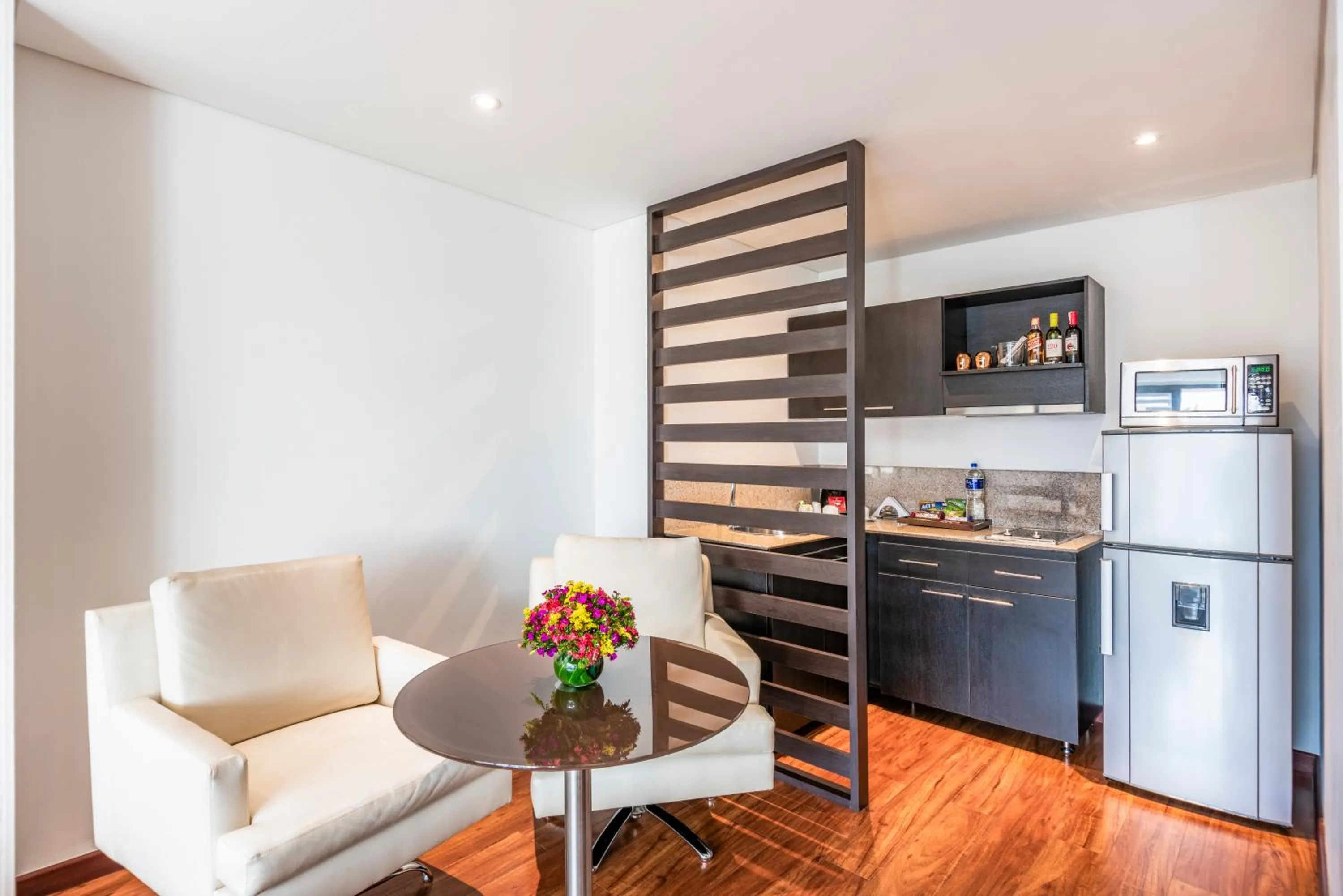 Kitchen or kitchenette in Hotel Jazz Apartments