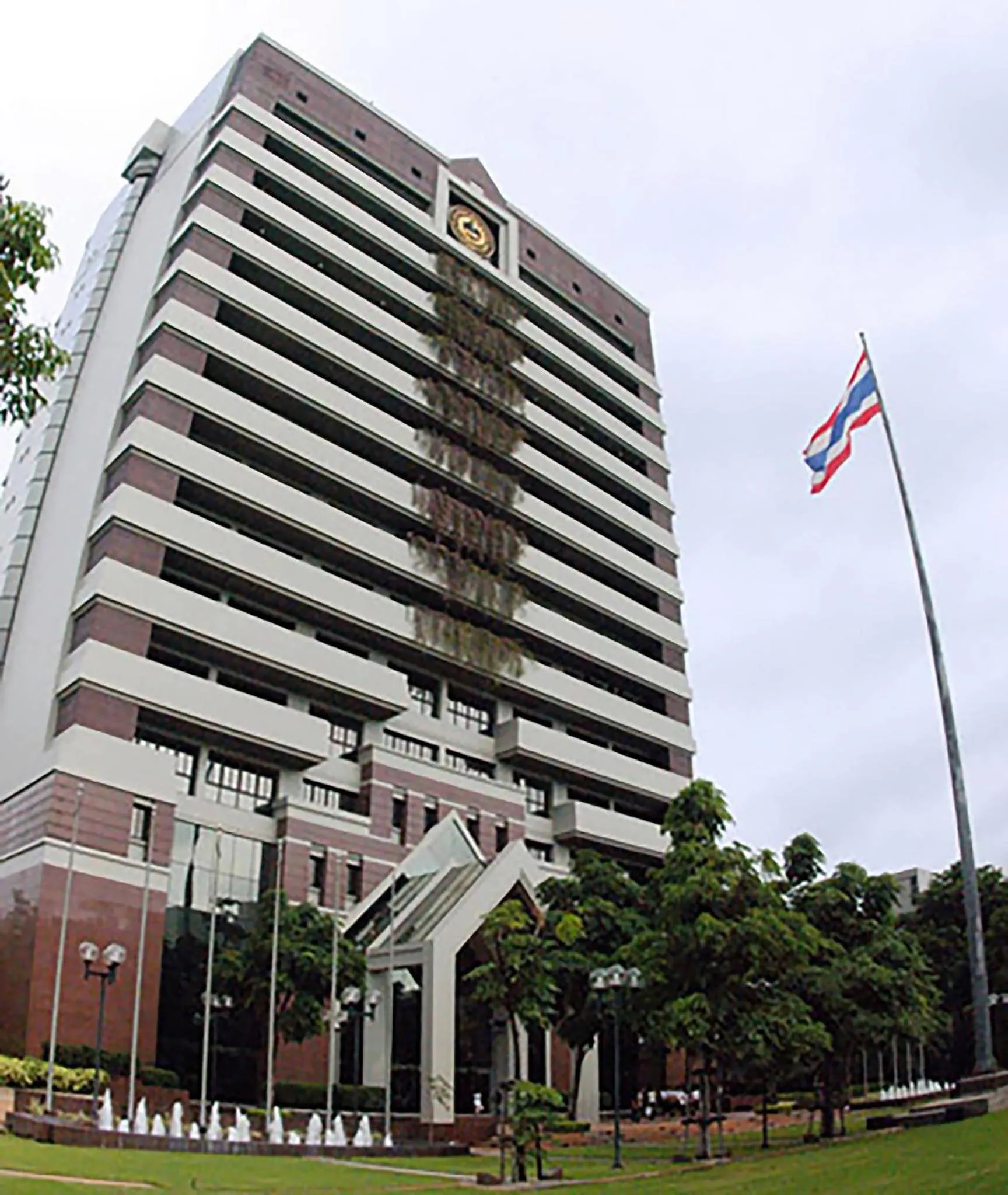 Nearby landmark in Baan mek mok