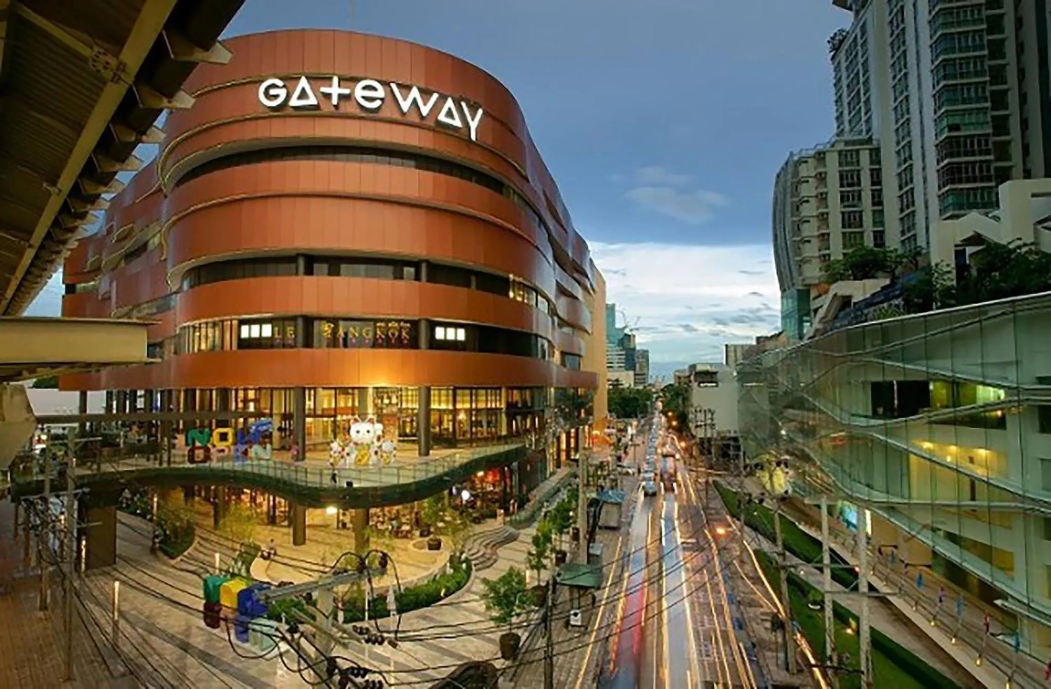 Nearby landmark in Baan mek mok