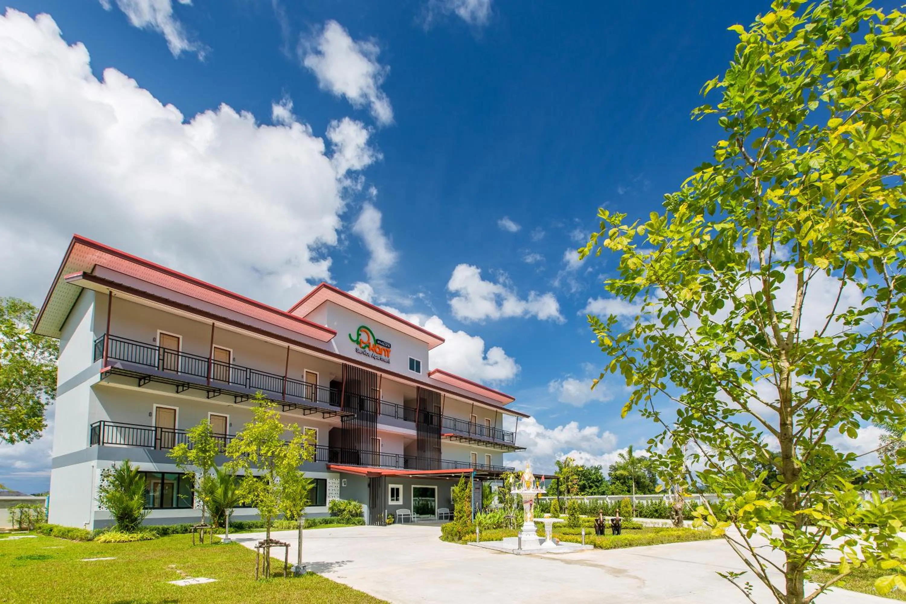 Phant at Thalang Service Apartment