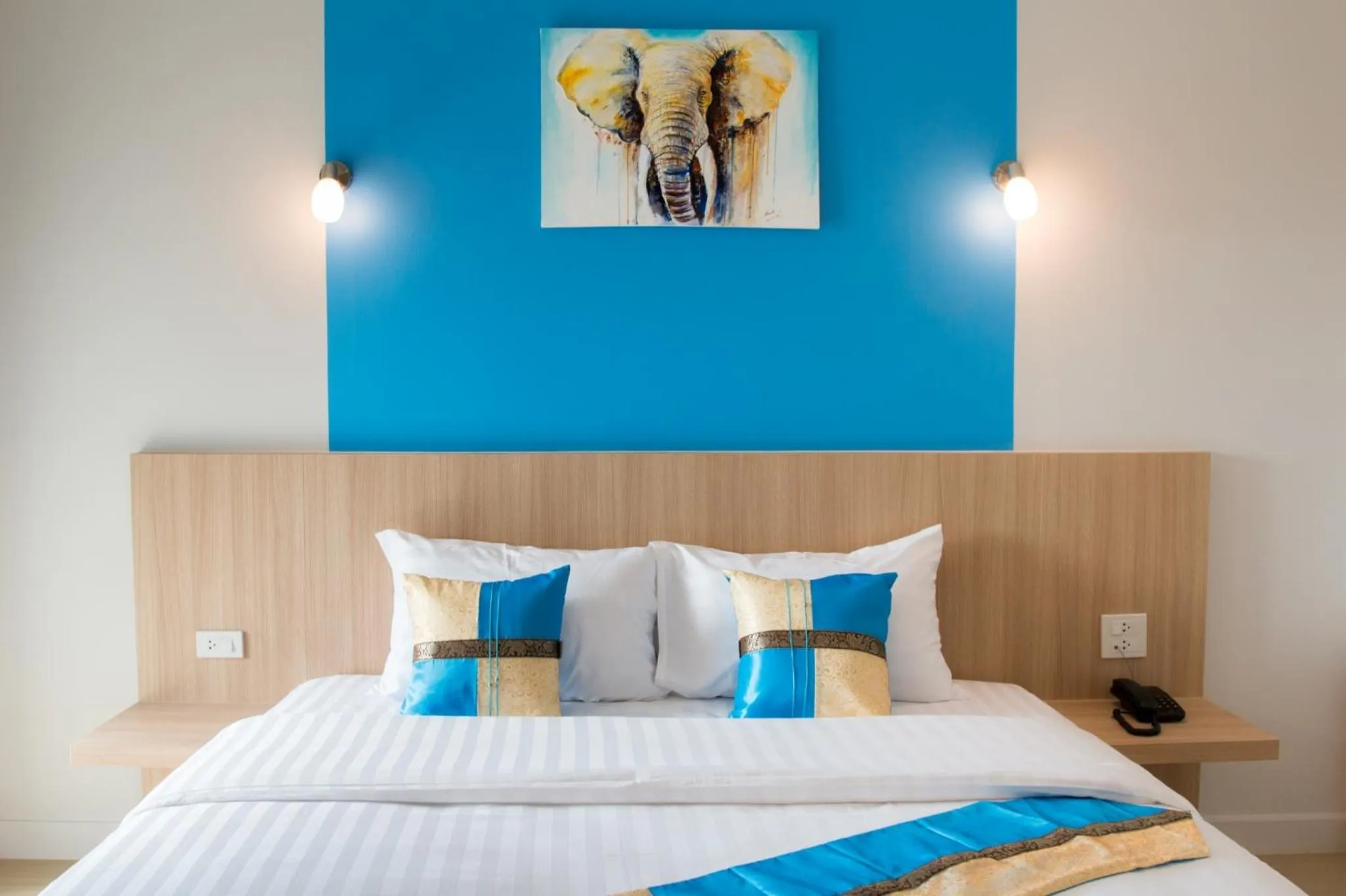 Bed in Phant at Thalang Service Apartment