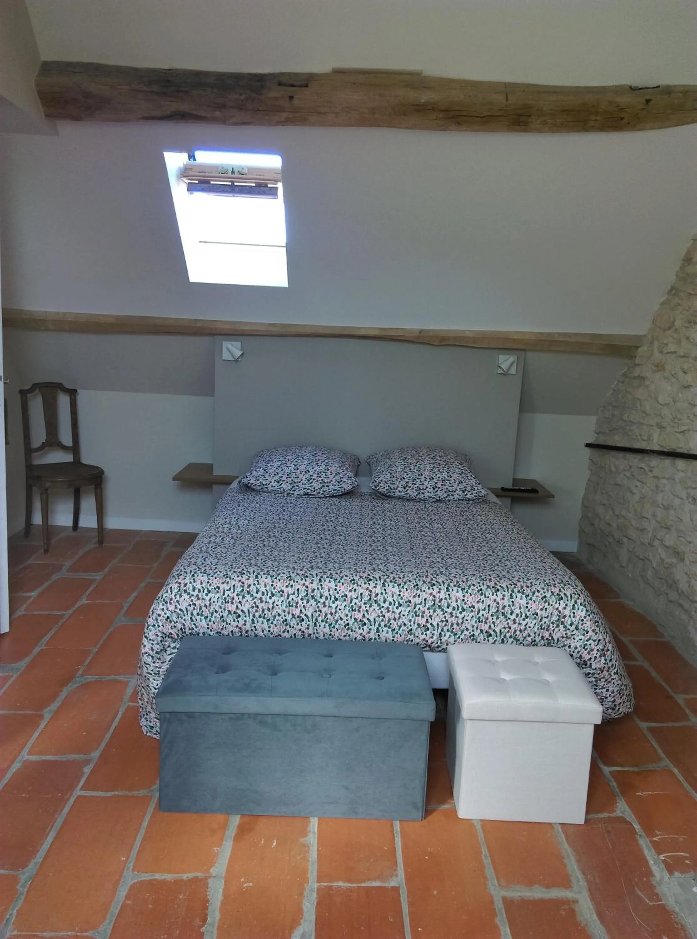 Bed in Ode au Bonheur St Georges sur Cher