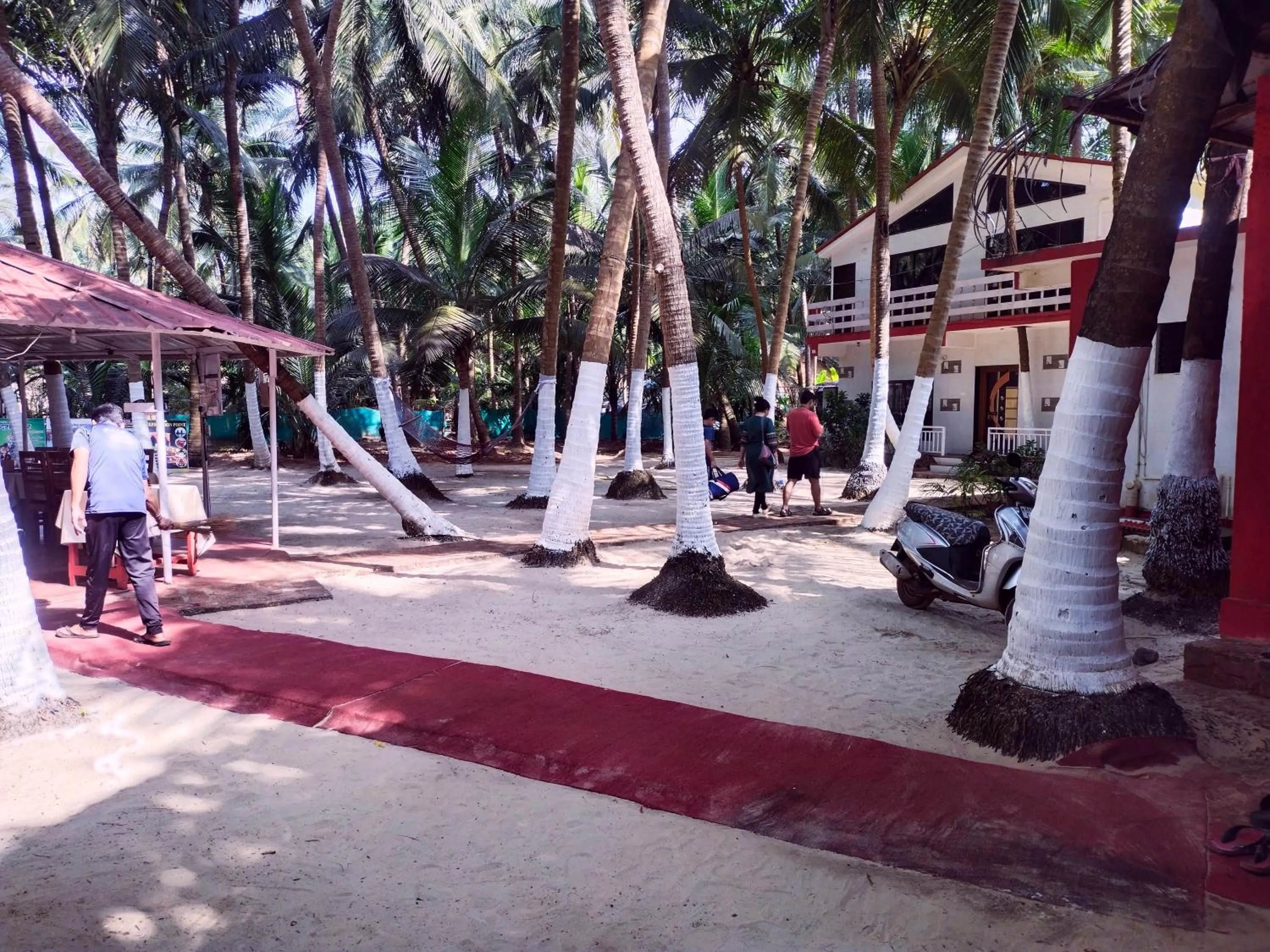 Day in Samant Beach Resort