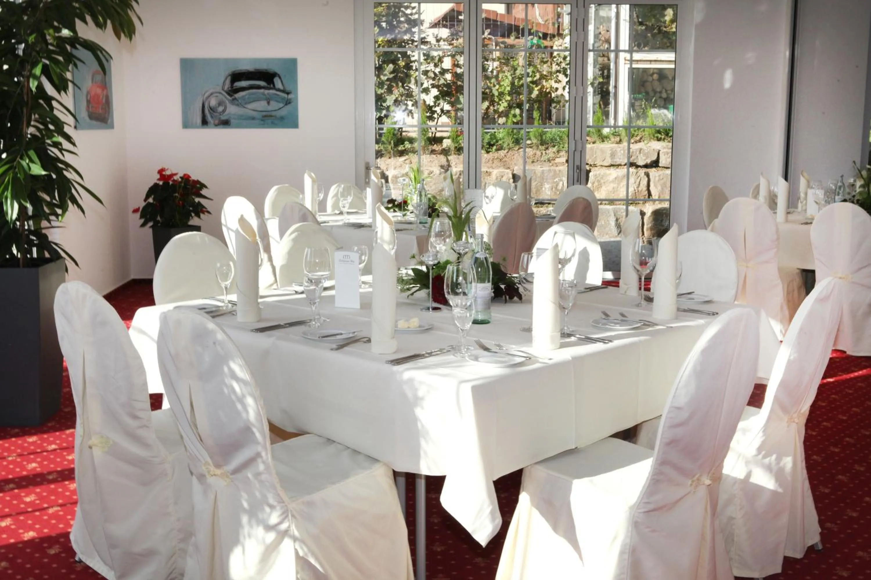 Restaurant/places to eat in Edelfinger Hof