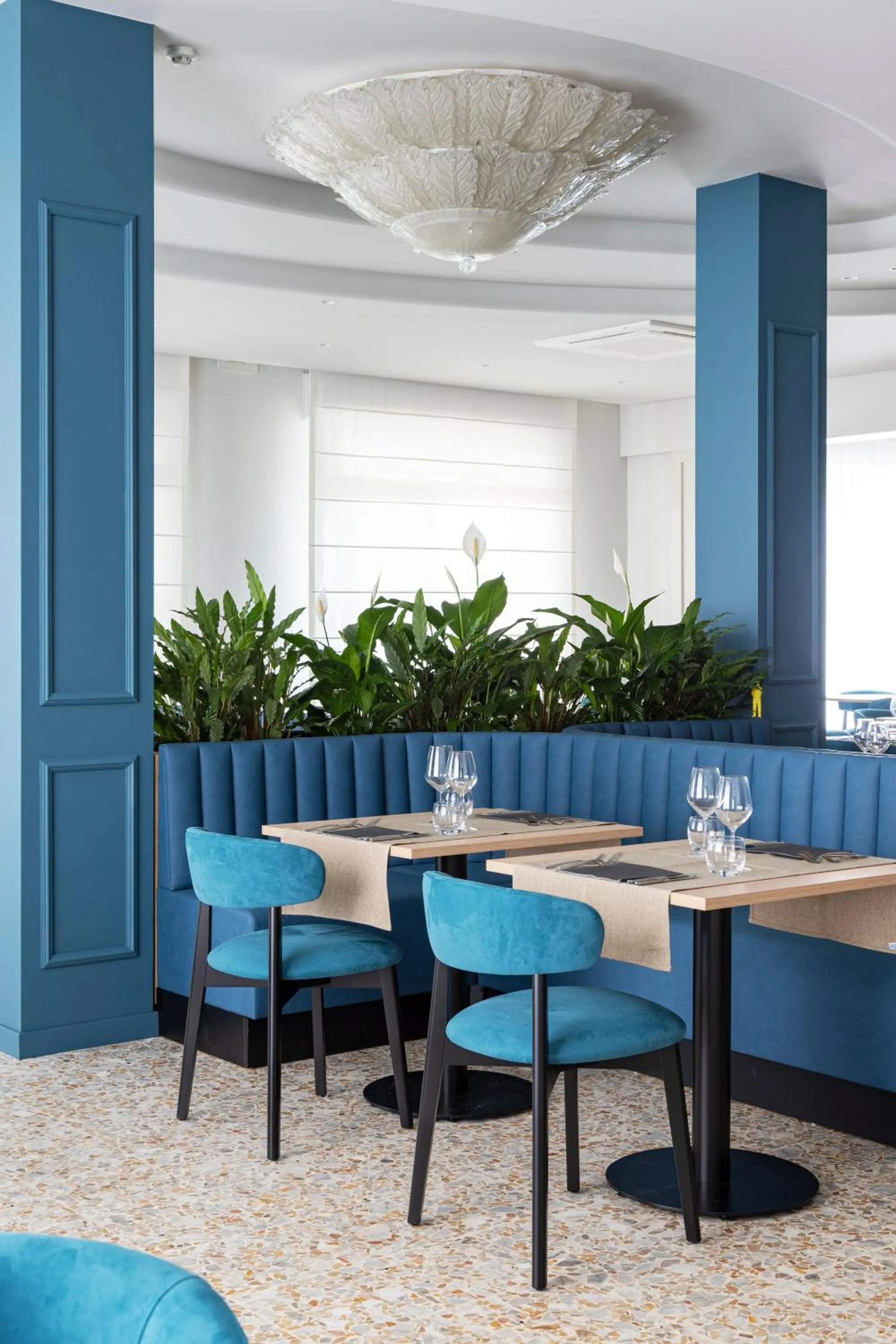 Restaurant/places to eat in Hotel Gemma