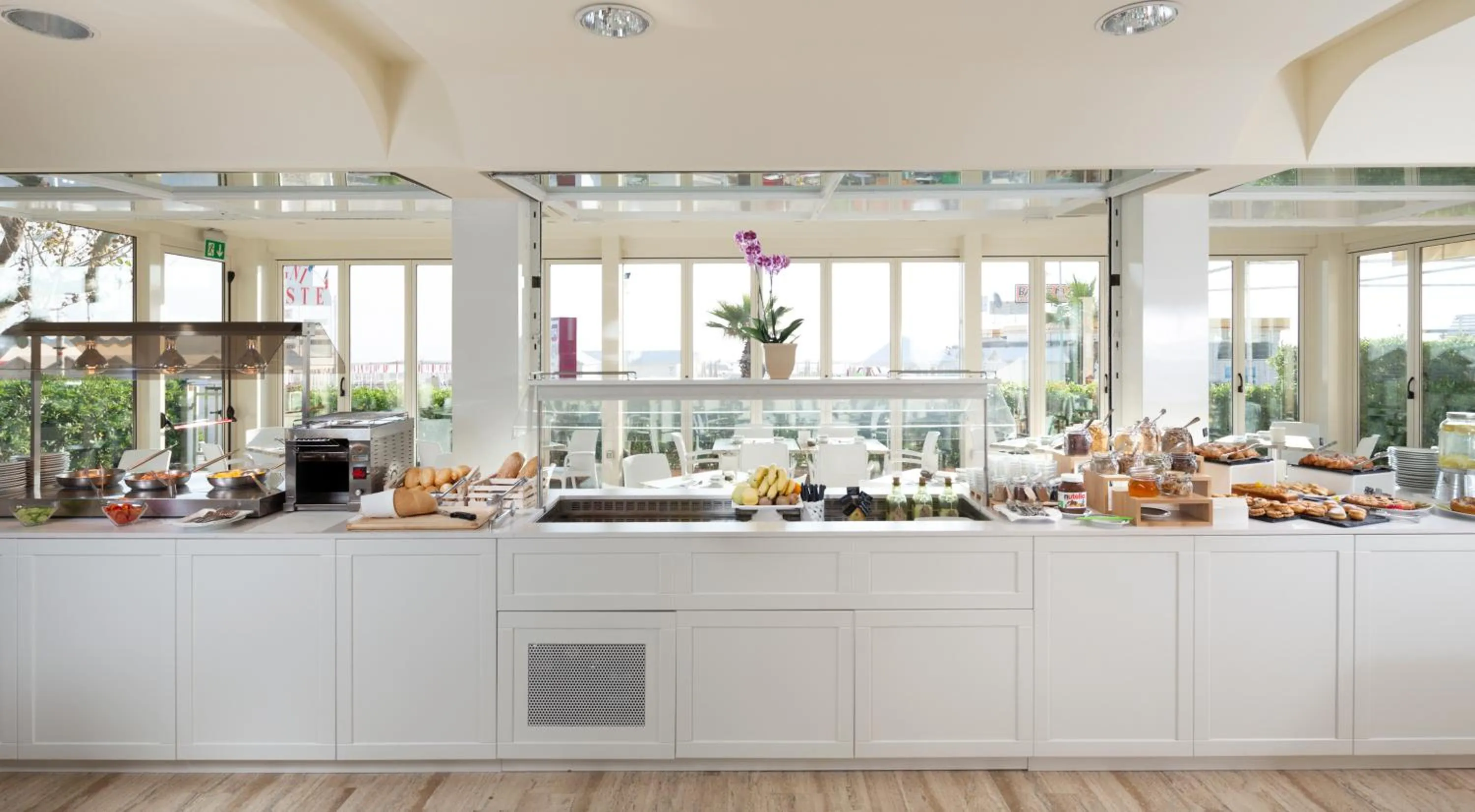 Restaurant/places to eat in Hotel Gemma