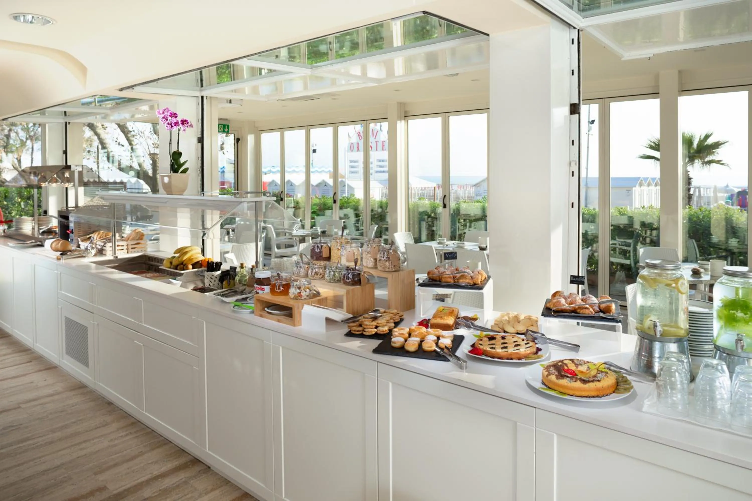 Restaurant/places to eat in Hotel Gemma