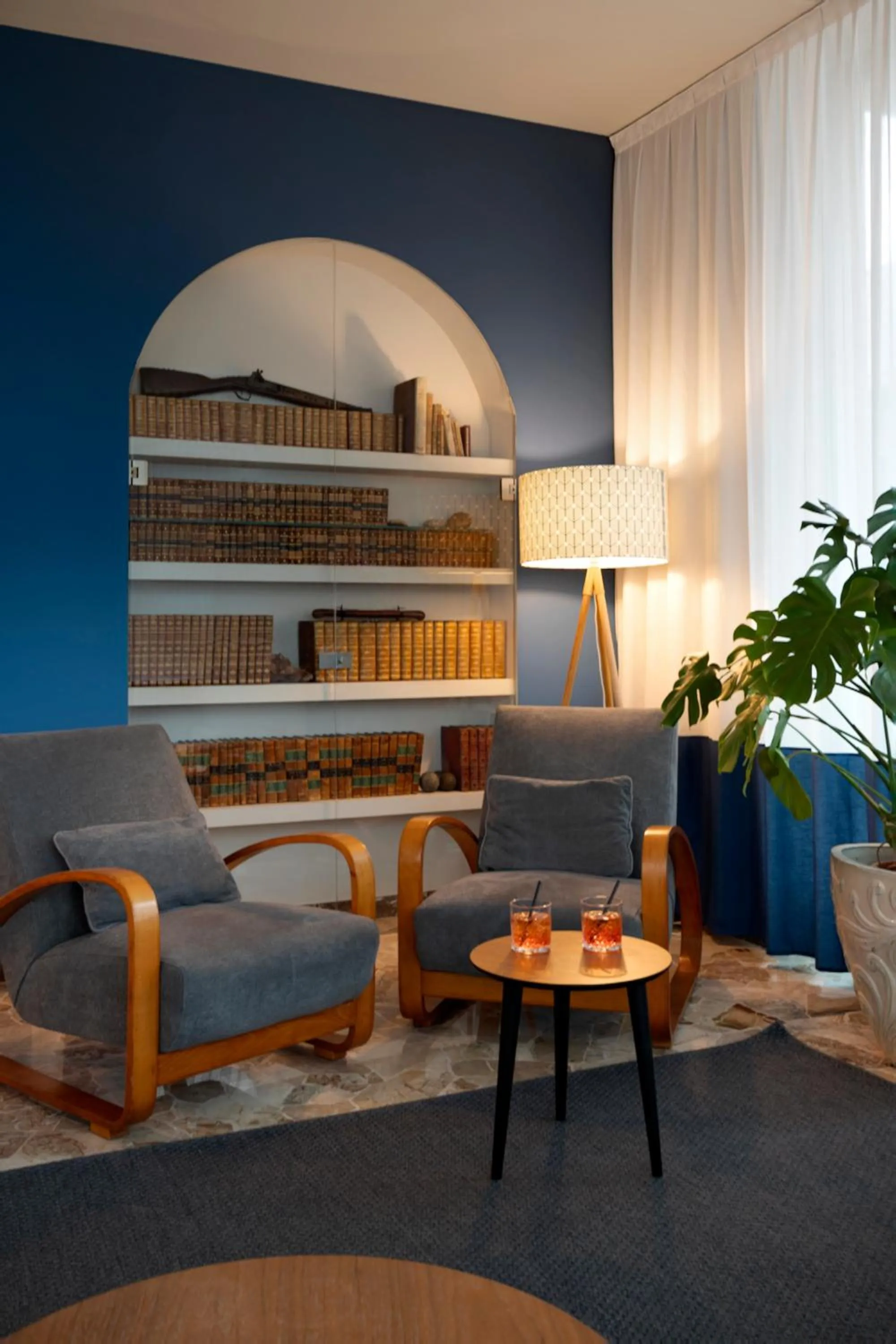 Restaurant/places to eat in Hotel Gemma