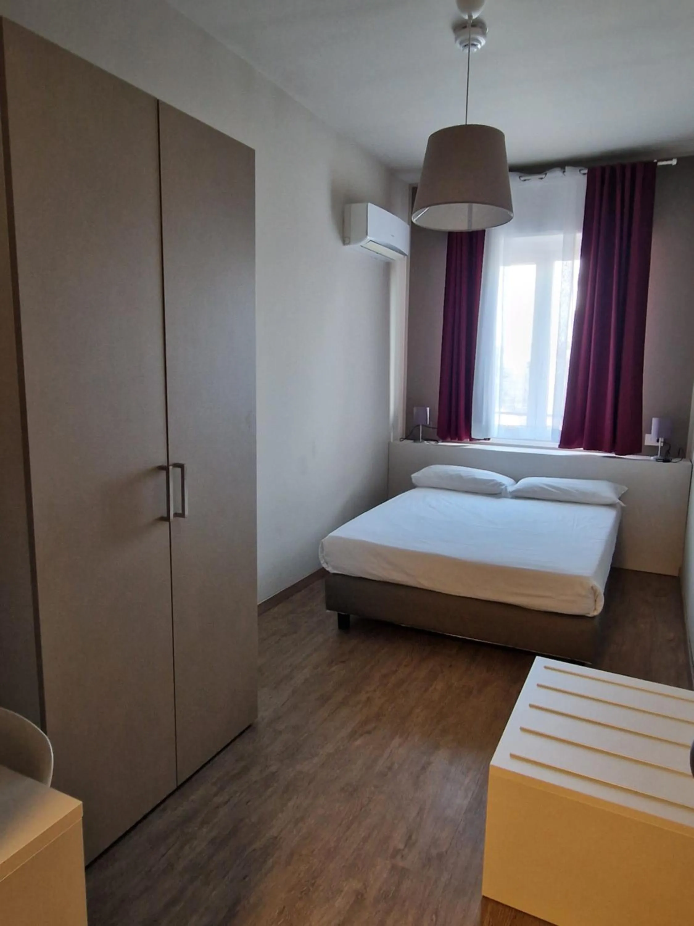 Photo of the whole room, Bed in Hotel di Porta Romana