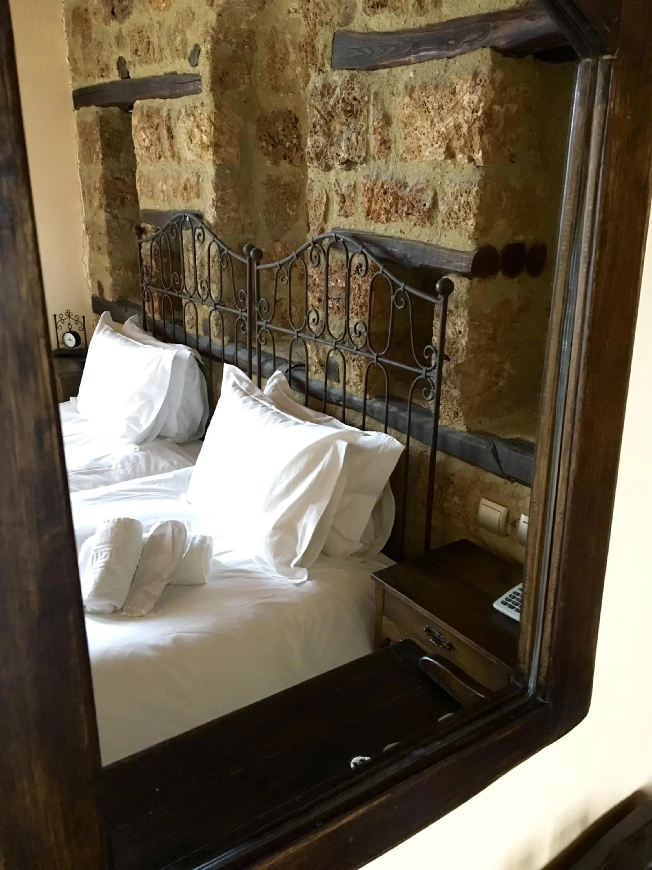 Bedroom, Bed in Varosi 4 Seasons