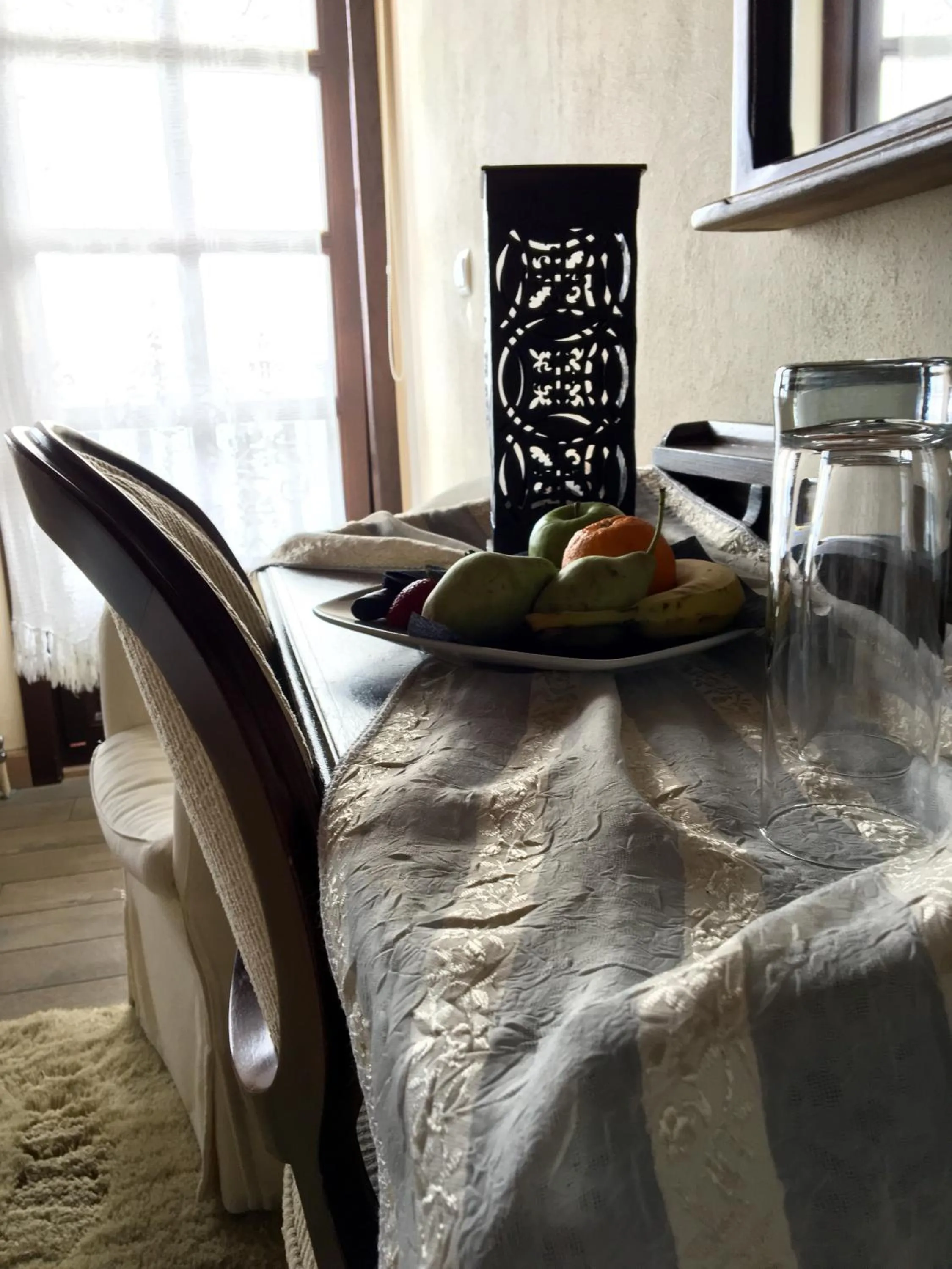 Decorative detail in Varosi 4 Seasons