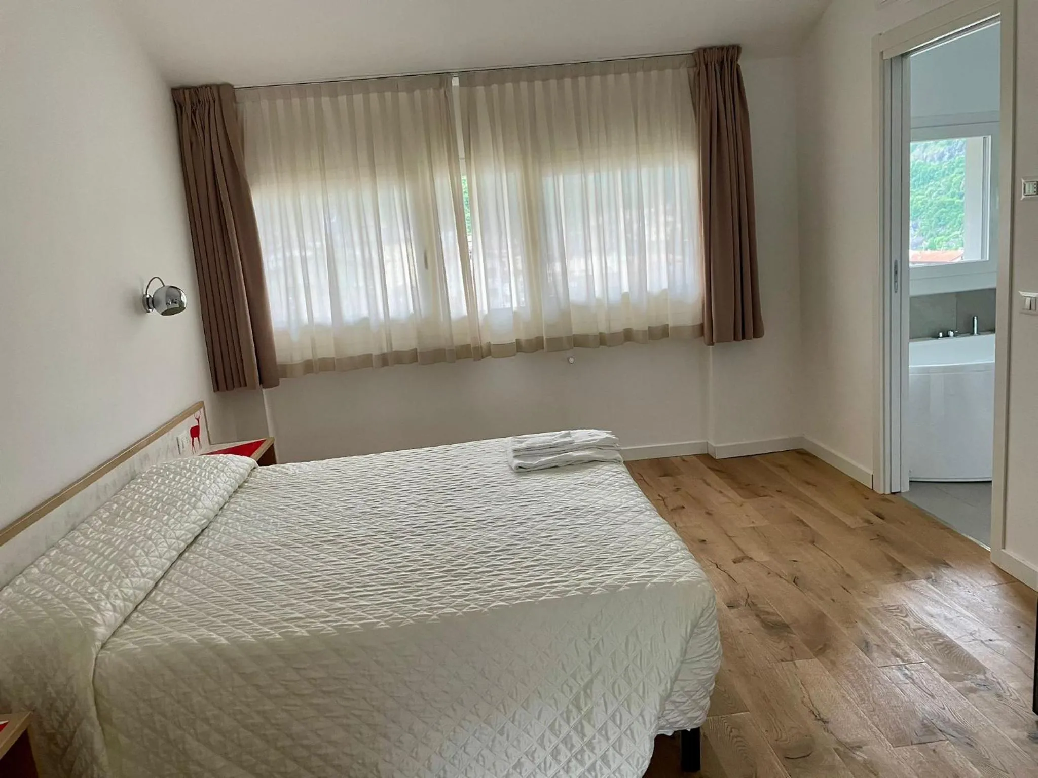 Bedroom, Bed in Hotel Giardino