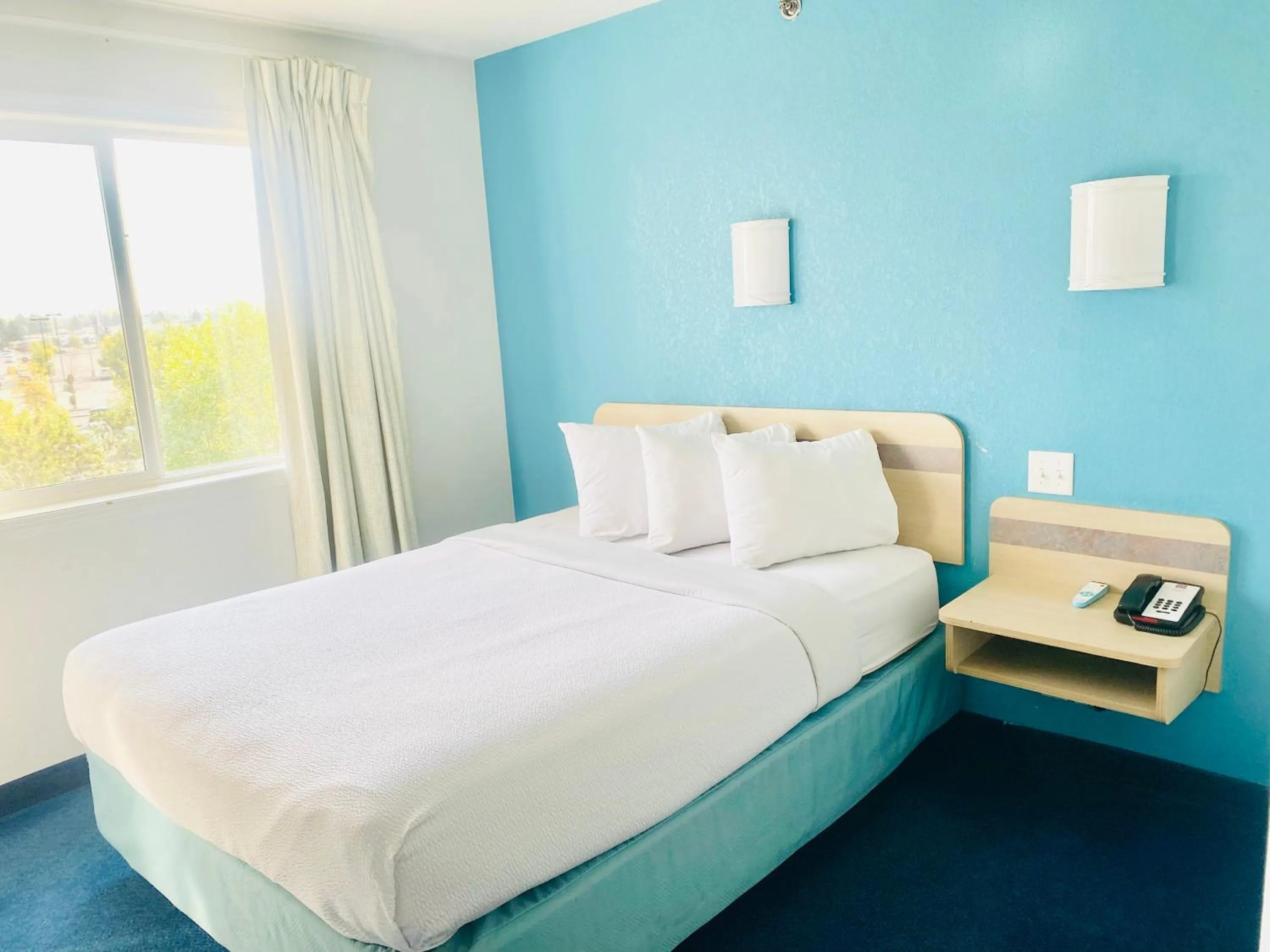 Bed in Motel 6-Red Deer, AB