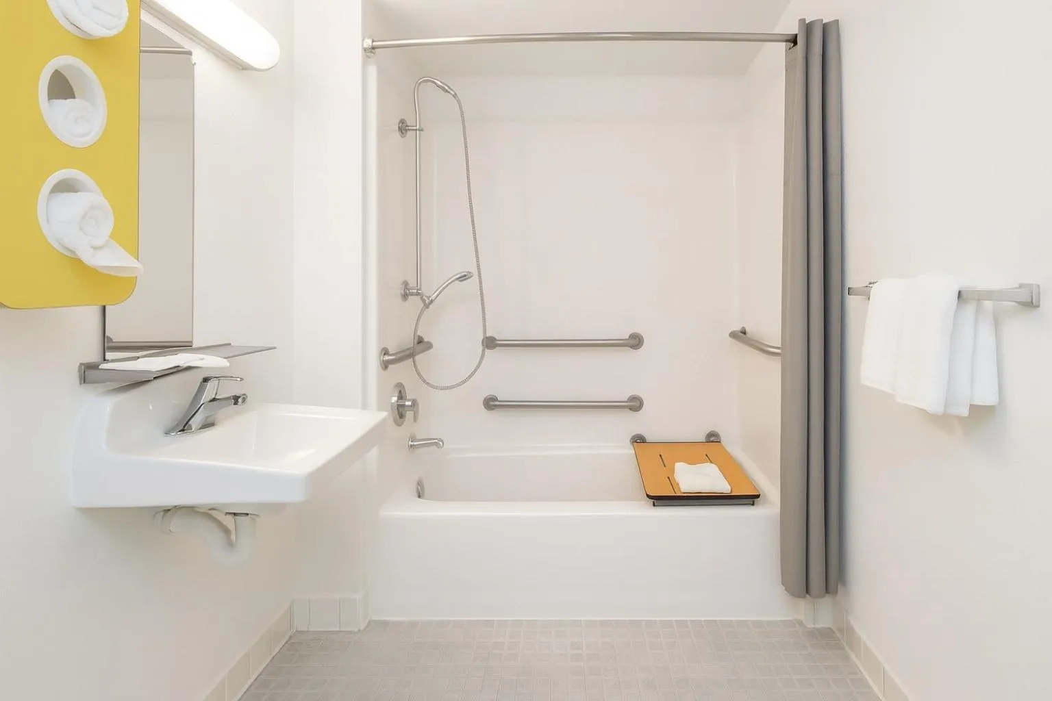 Bathroom in Motel 6-Thousand Oaks, CA