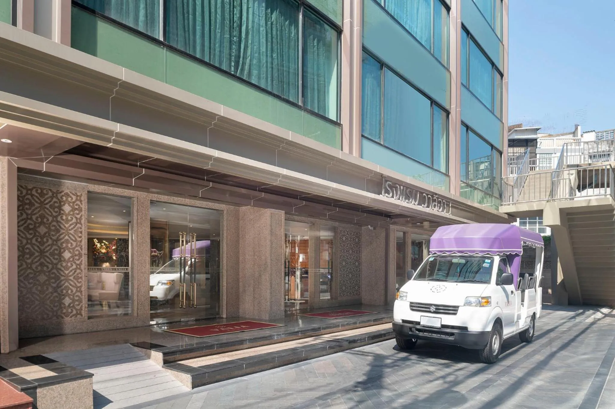 shuttle in Valia Hotel Bangkok