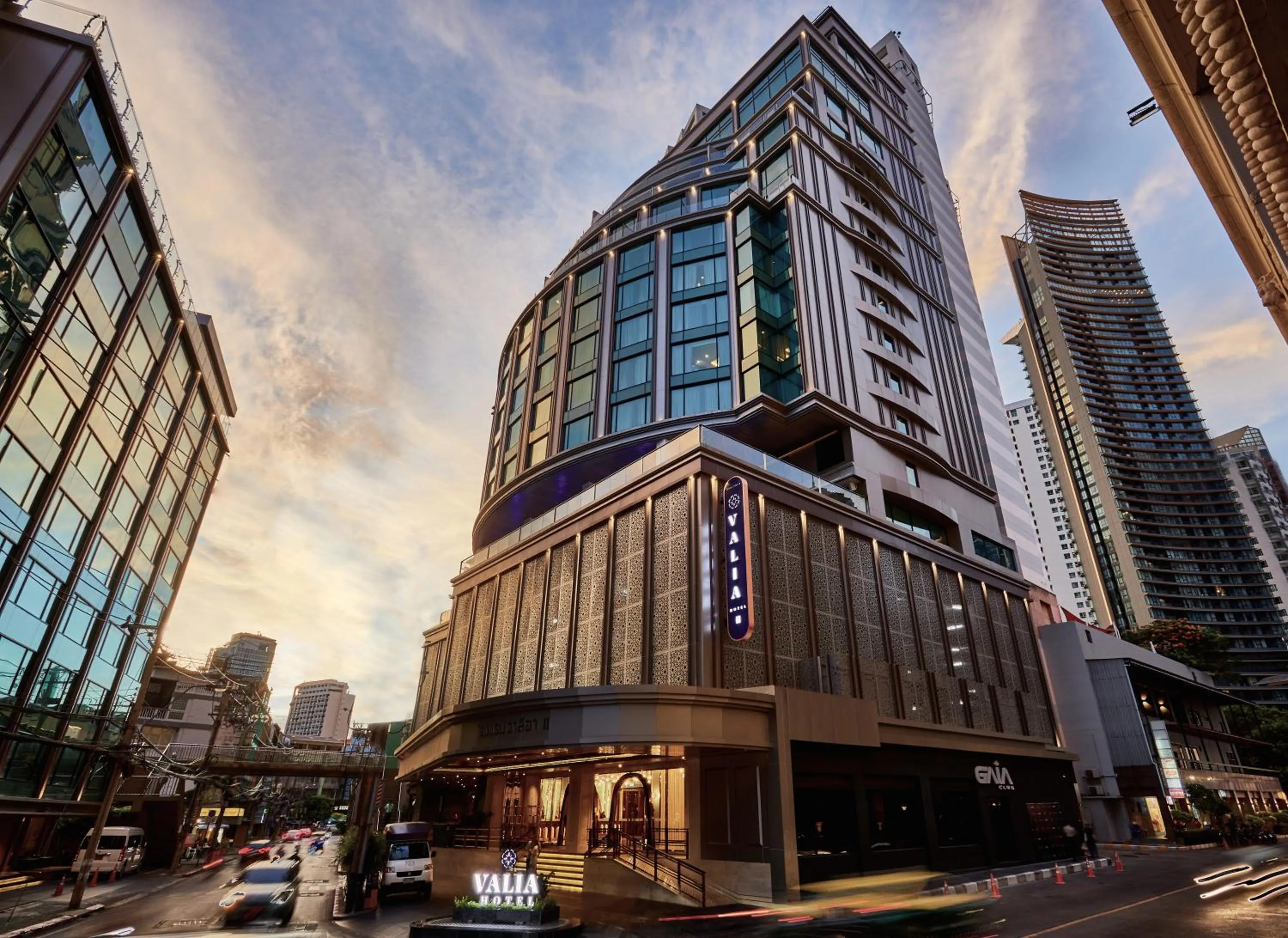 Property building in Valia Hotel Bangkok